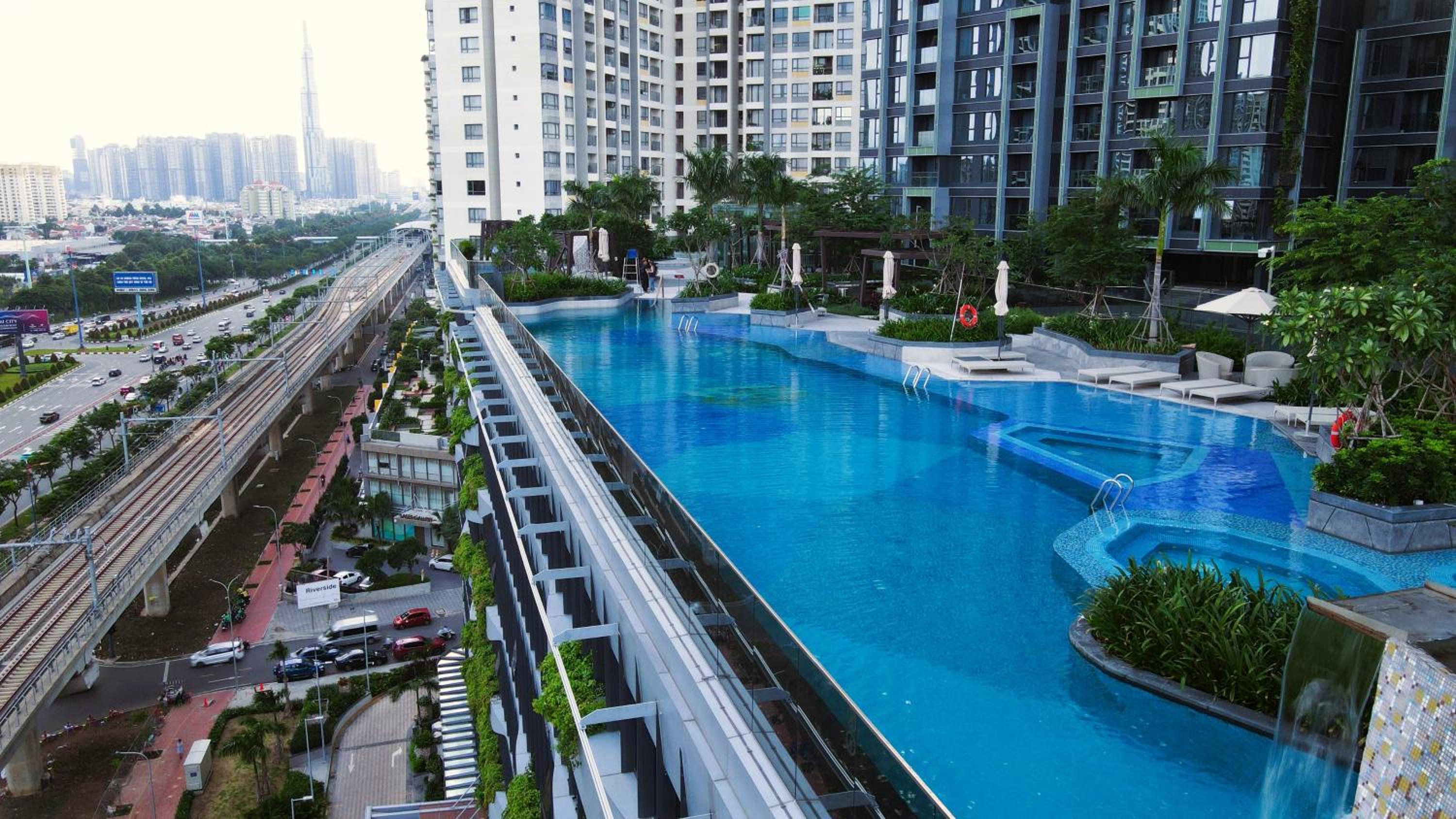 Lumiere Riverside by Aura Luxury