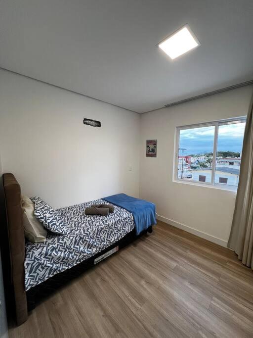 Apartamento Vista Mar com Varanda Gourmet Pertinho do Beto Carrero