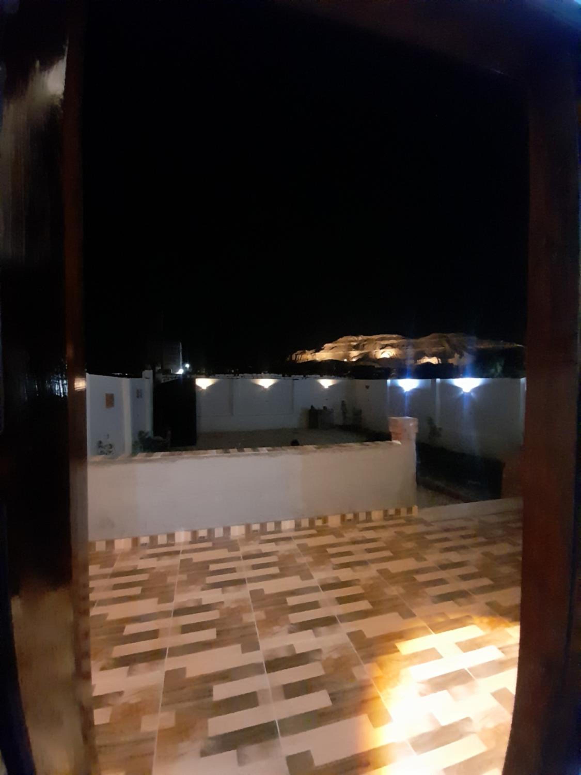 Amenirdis Villa