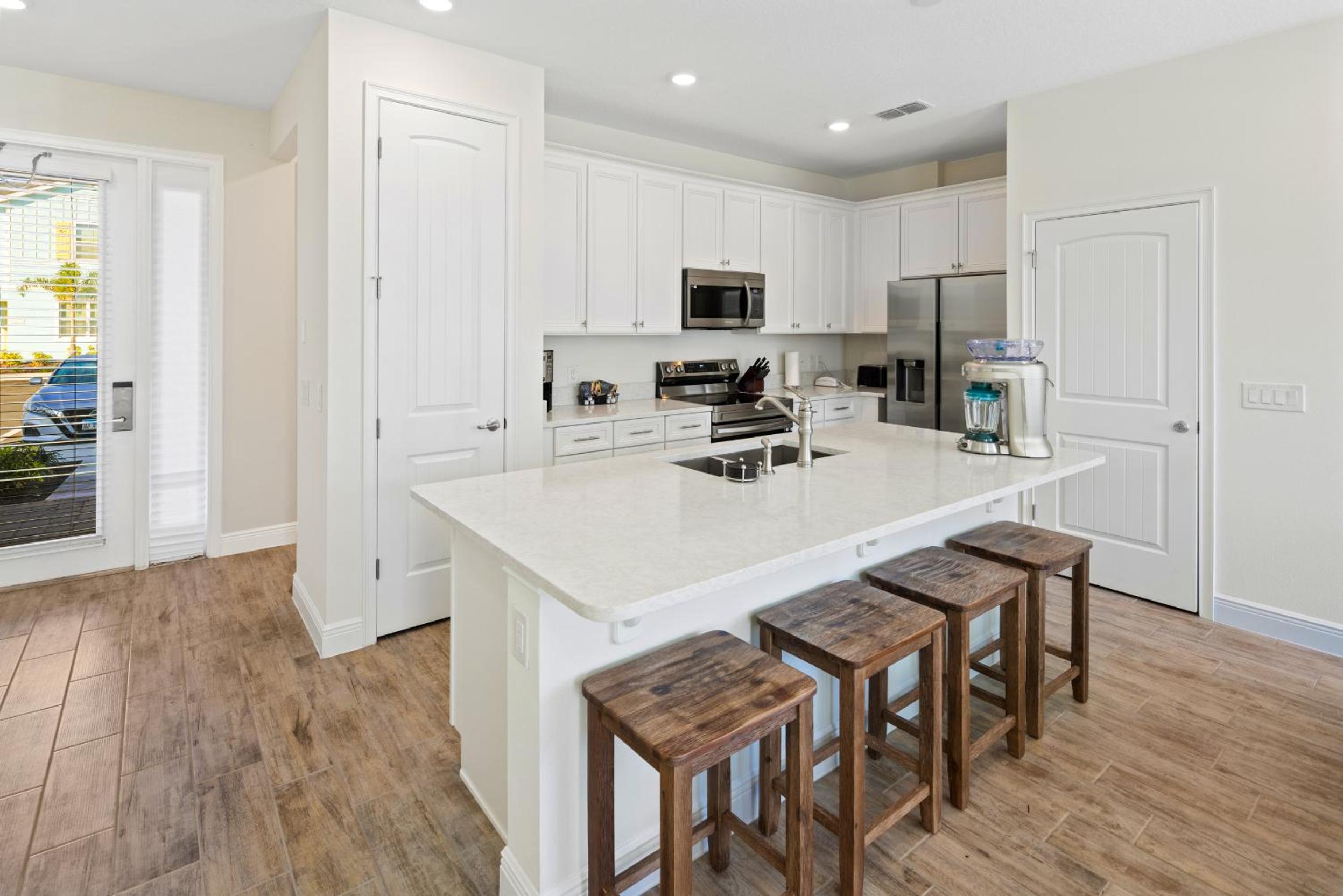 Beautiful Villa Near Disney With Margaritaville Resort & Island H20 Waterpark Access - 2917Cs