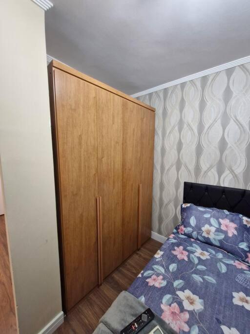 Flat Reformado à 350m da praia, com piscina