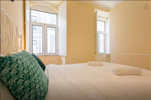 Lisbon Secret & Charming Sao Bento Flat view 5
