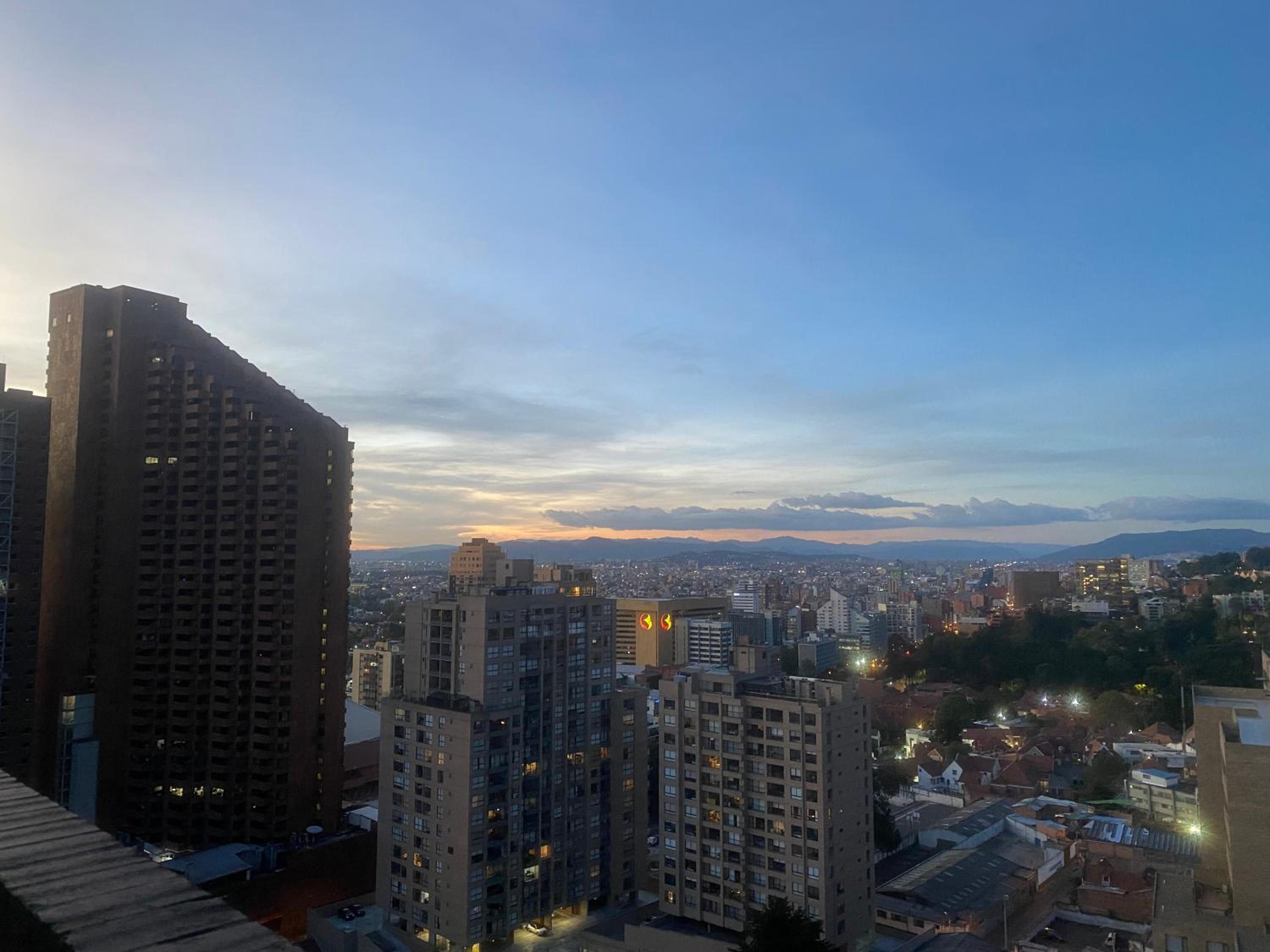 Loft vibrante en Centro Internacional