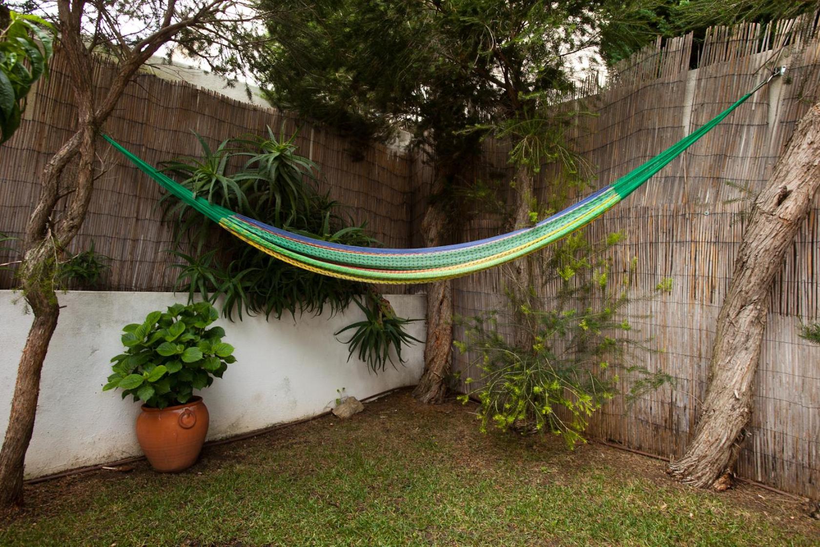 Ericeira Chill Hill Hostel & Private Rooms