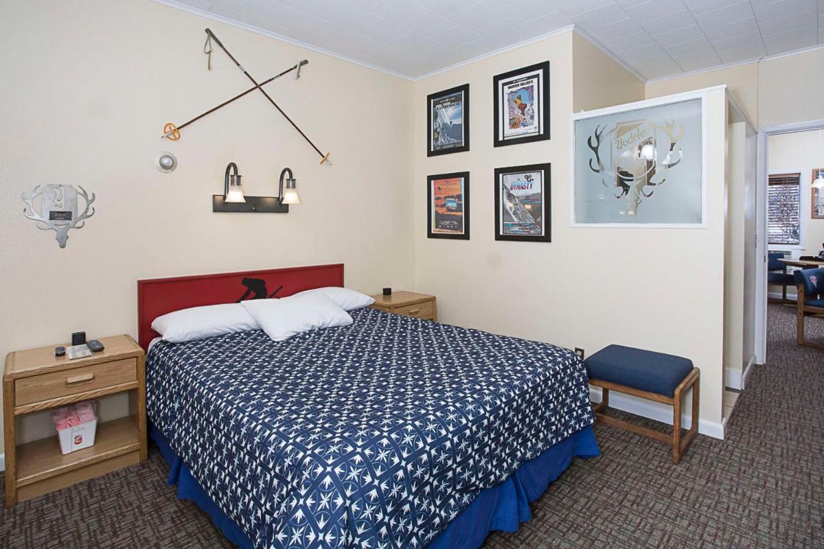 Yodeler Motel view 5