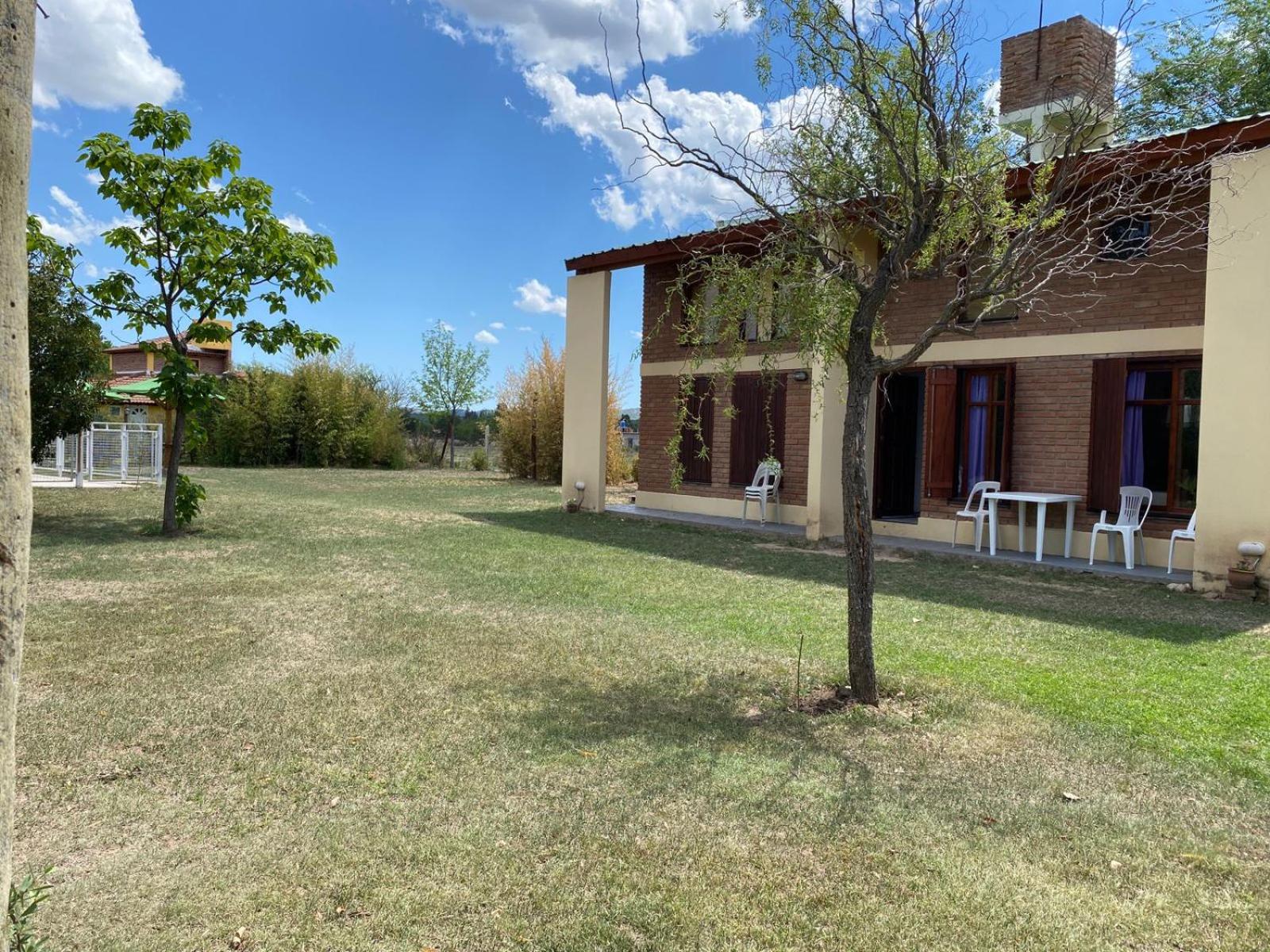 Eluney con piscina Duplexs
