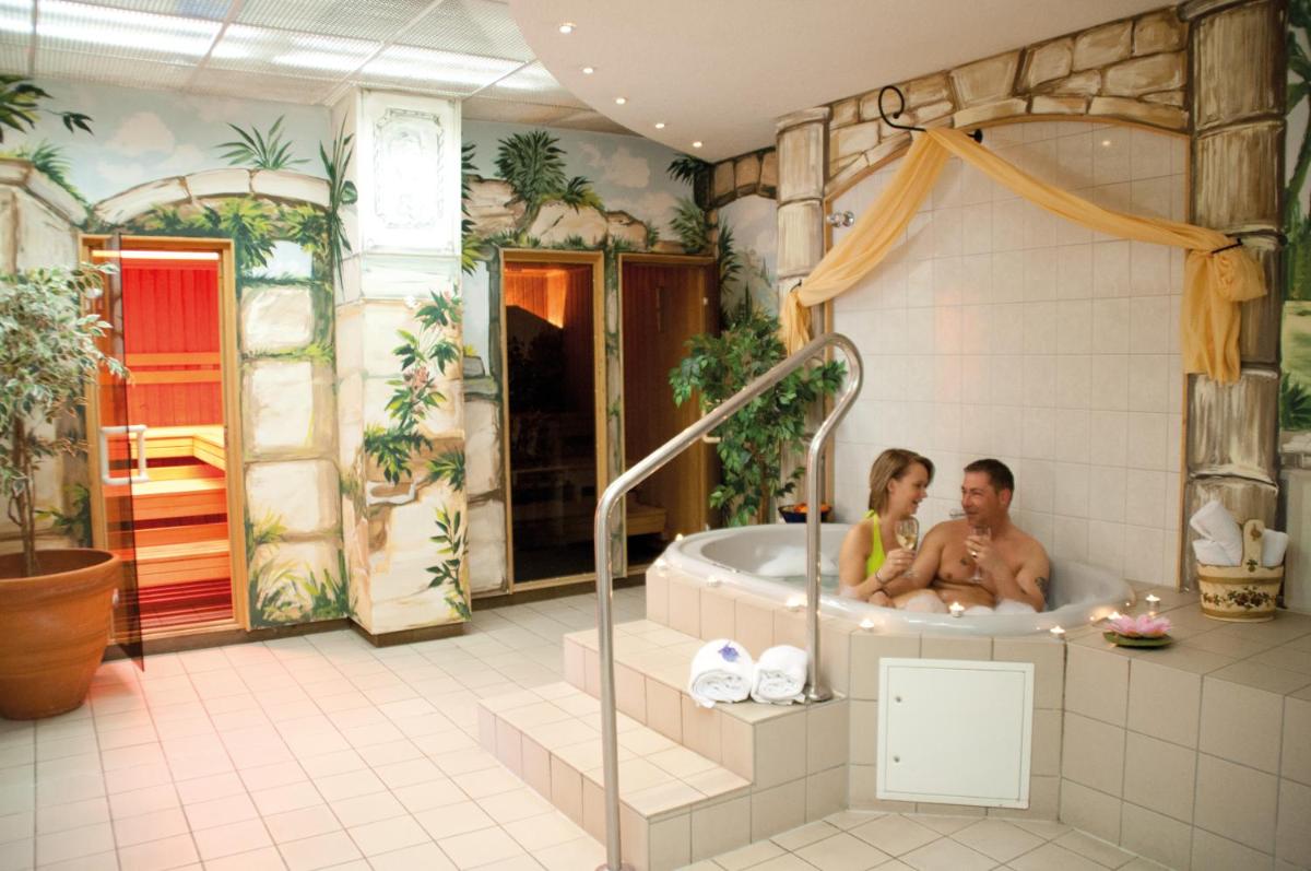 Jacuzzi