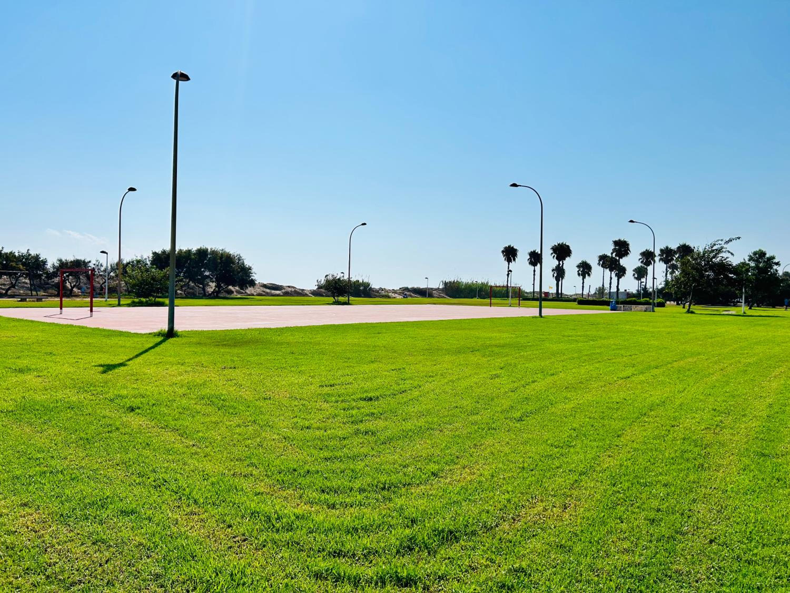 Marina Gaviota Beach