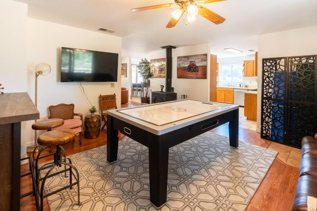 Stylish Country Cowboy Home with Hot Tub on 20 Acres view 2