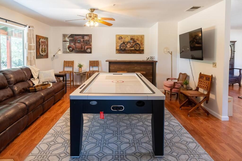 Stylish Country Cowboy Home with Hot Tub on 20 Acres view 3