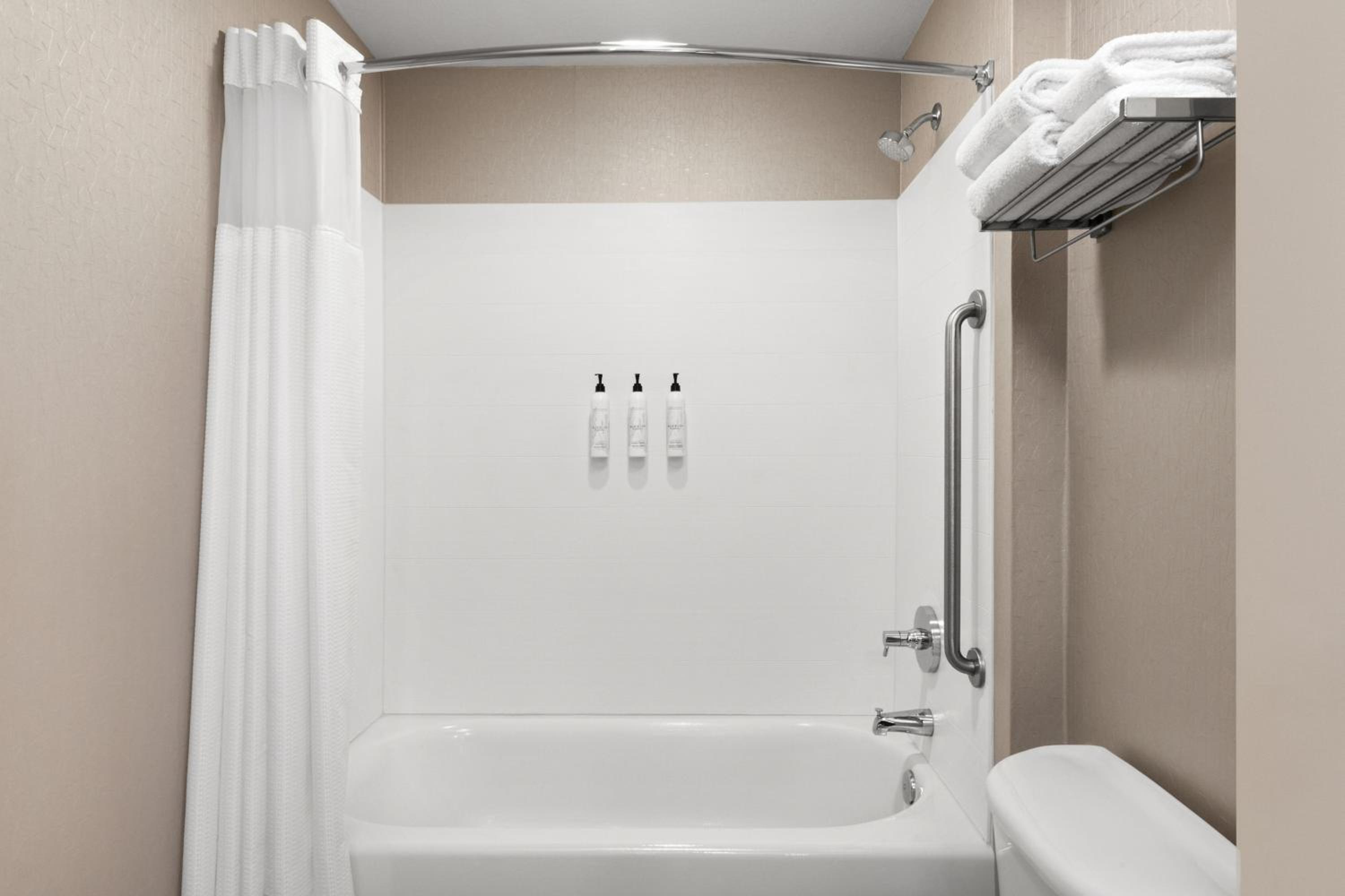 Fairbanks Vacations - SpringHill Suites by Marriott Fairbanks - Property Image 6