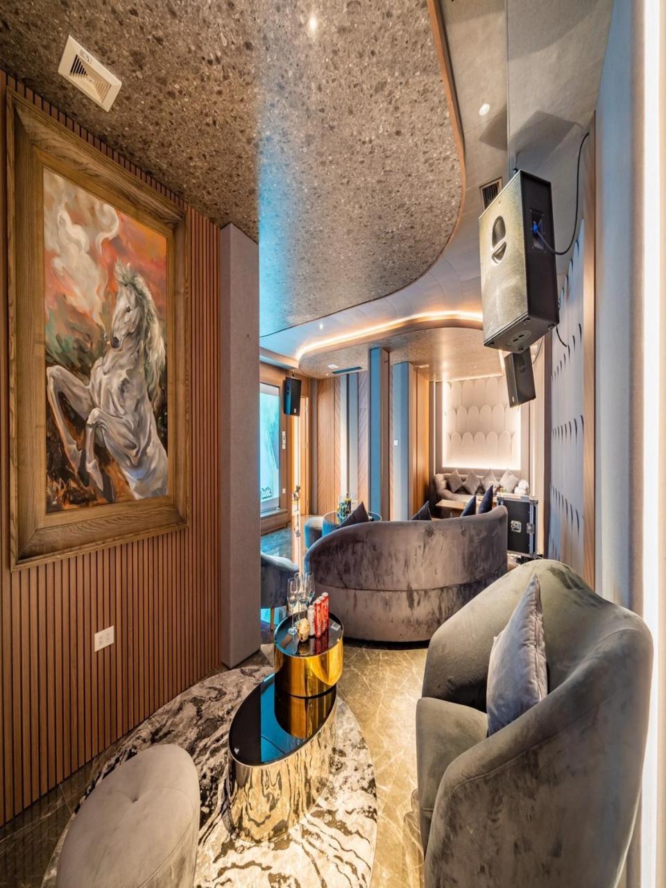 Villa 5 phòng ngủ tiện ích - bể bơi vô cực - trung tâm Bãi Cháy view 4