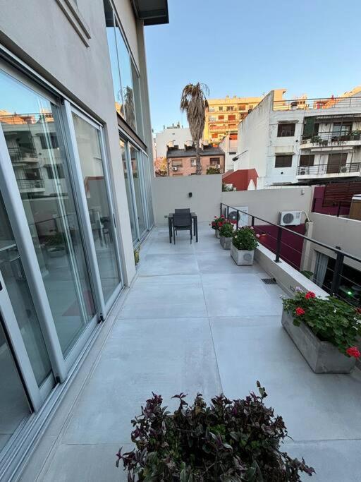 Modern Two-story House with Terrace in Nuñez River