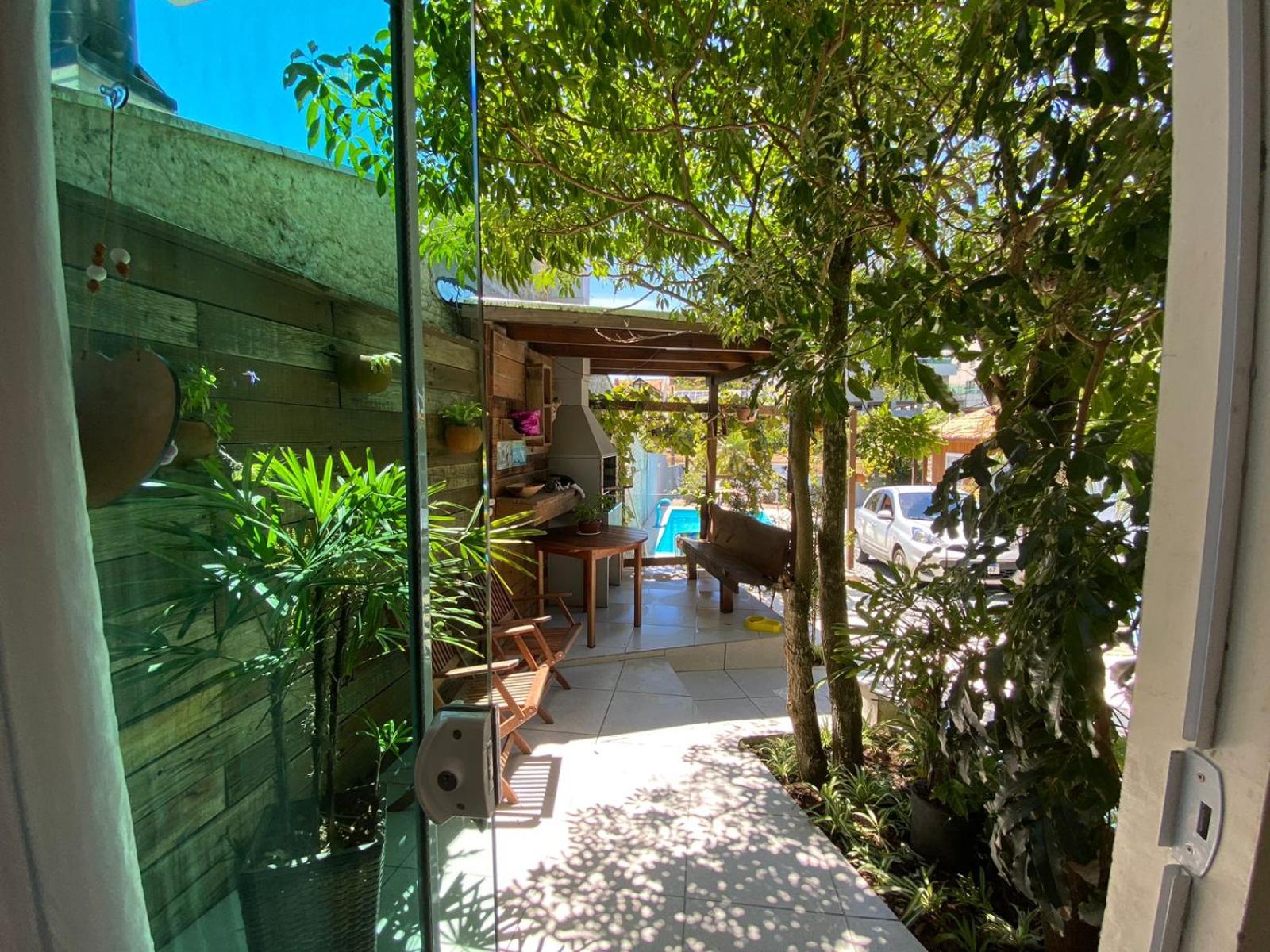Residencial com Piscina e Jacuzzi com vista para a Natureza