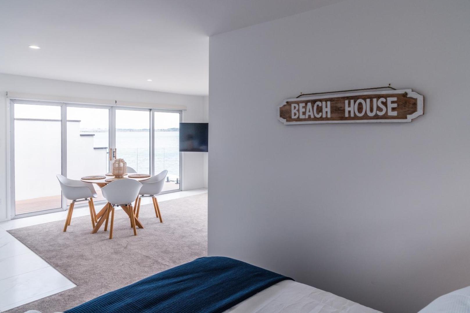 Harbour View Motel and Waterfront Apartments