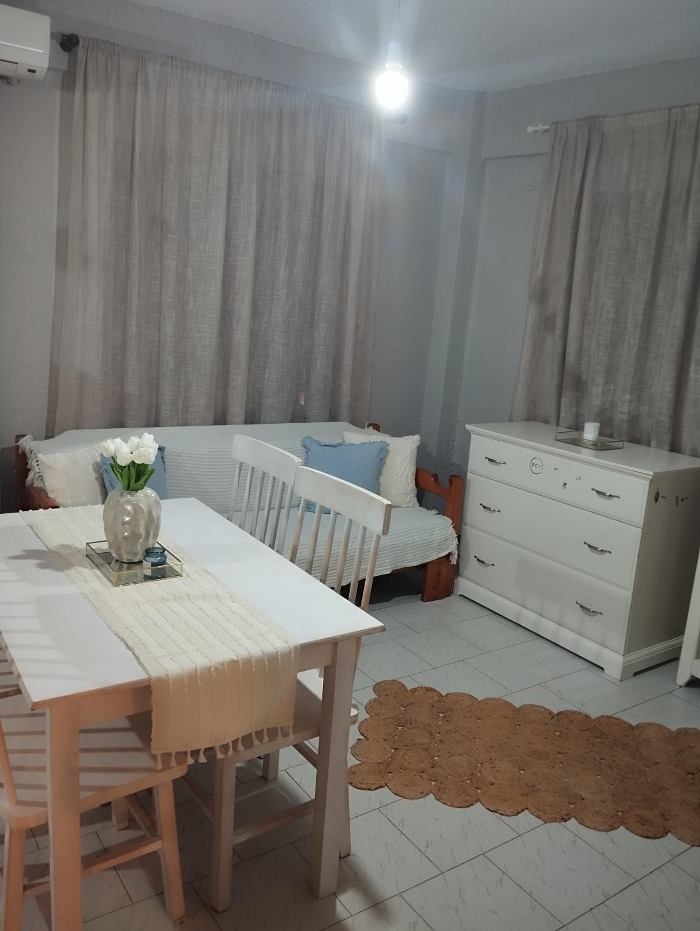 Maximos Apartment