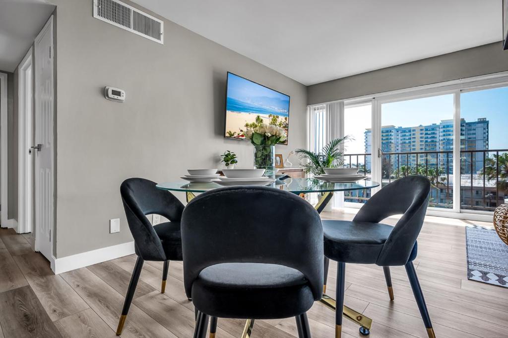 Marina Del Rey Chic 1 Bedroom with View