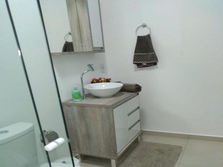 Residencial com Piscina e Jacuzzi com vista para a Natureza