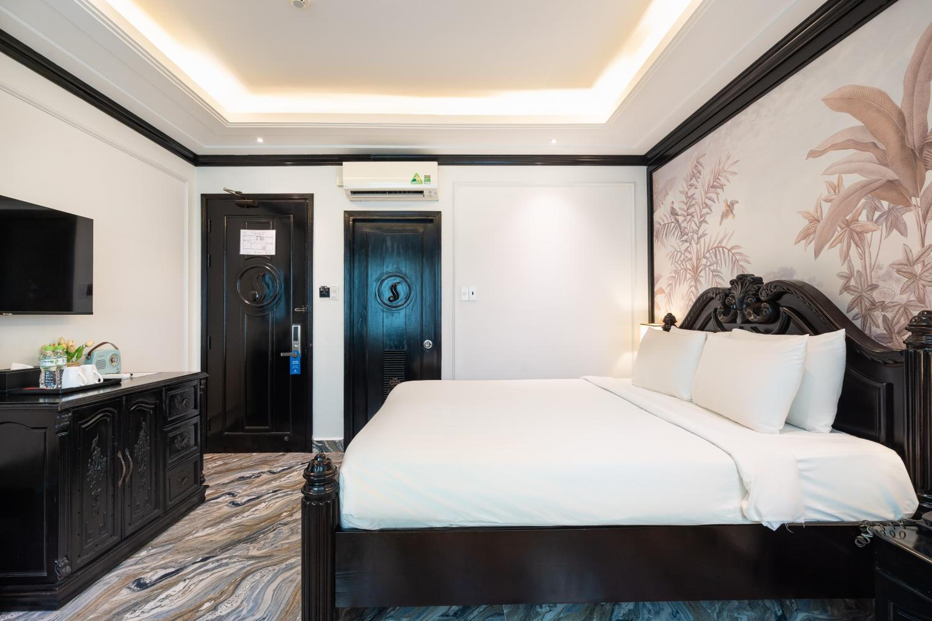Nicecy Saigon Hotel