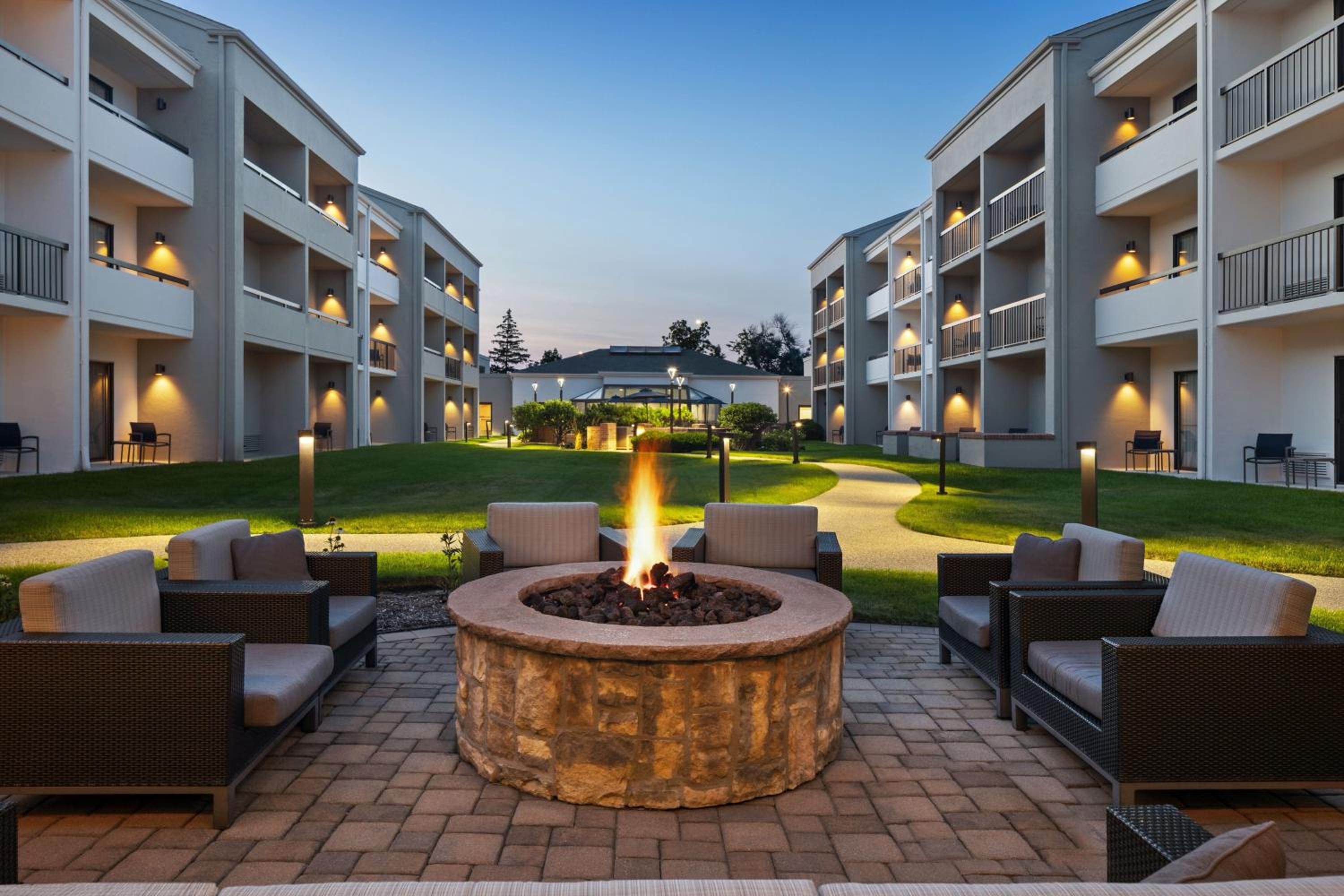 Waukegan Vacations - Courtyard by Marriott Chicago Waukegan / Gurnee - Property Image 51