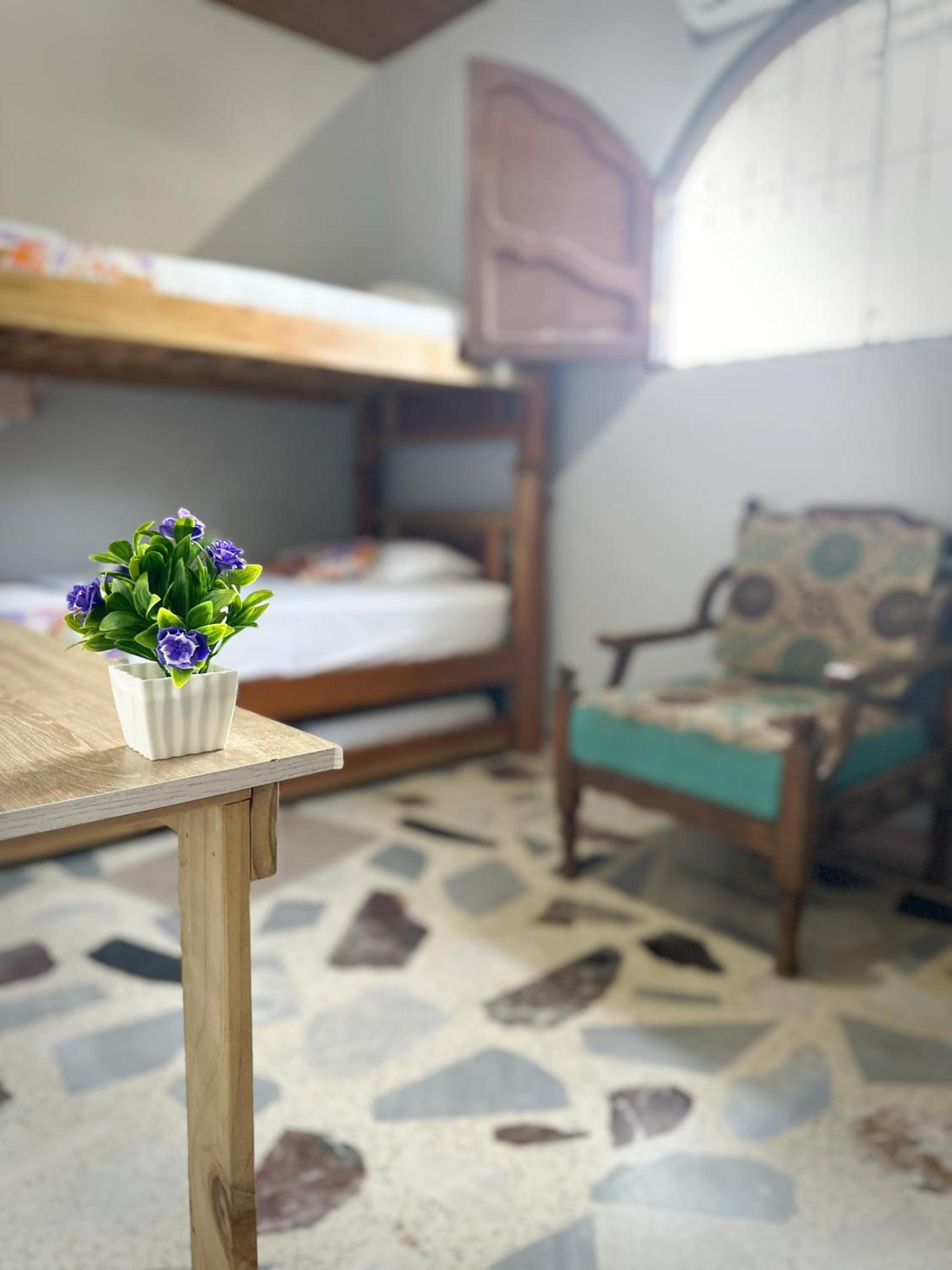Tia Chela hostel