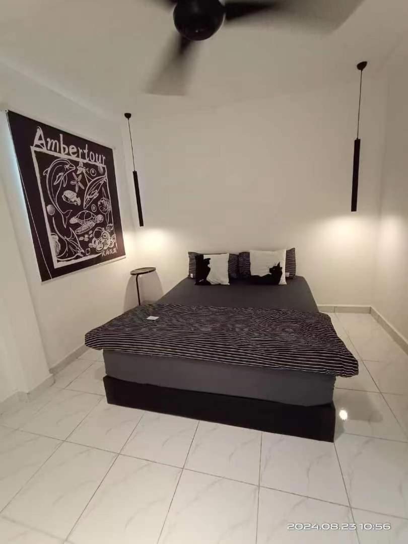 Amberhouse 1 photo 3