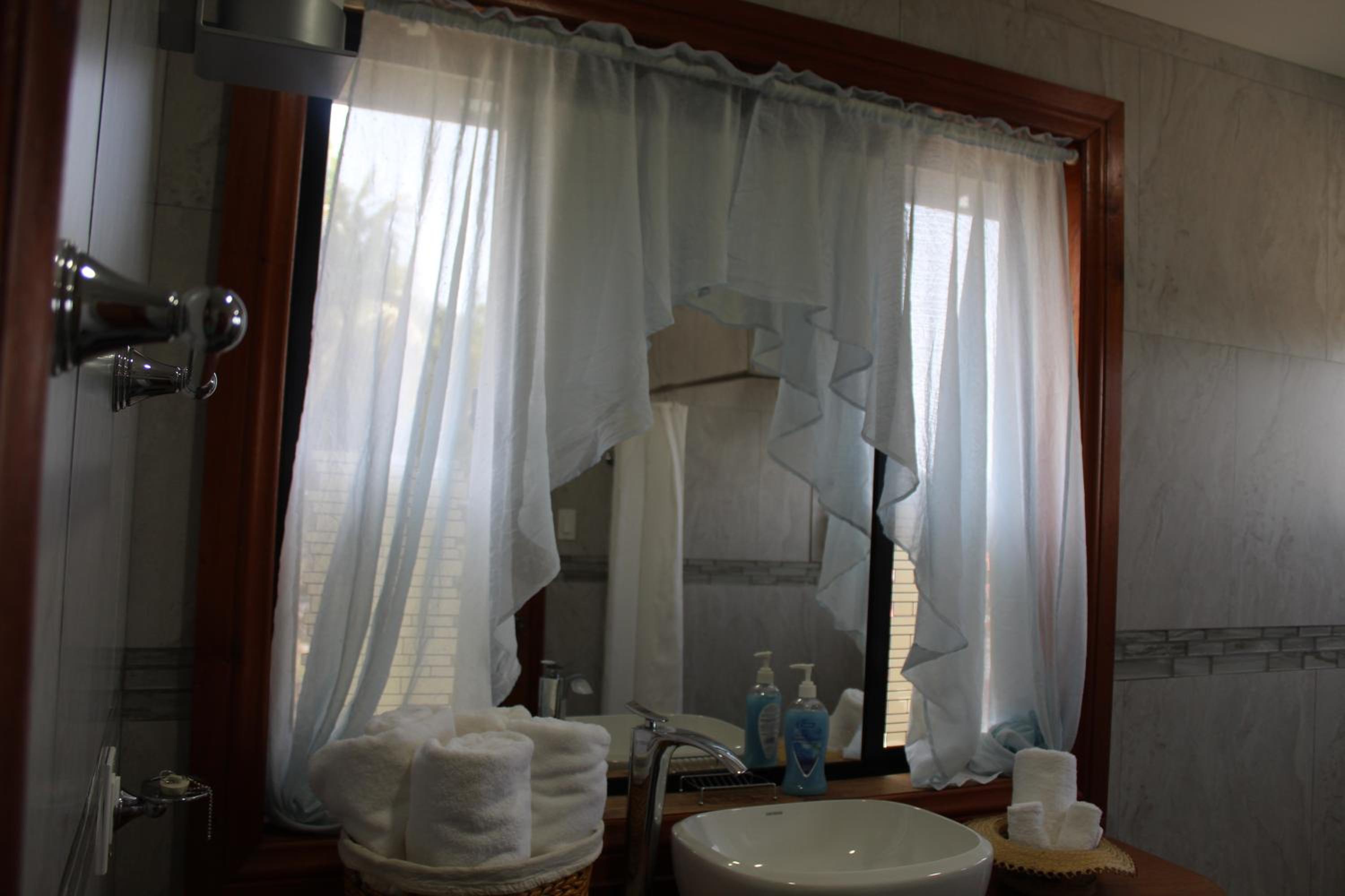 Belize Vacations - CAJIMA Villa 2 - Property Image 4