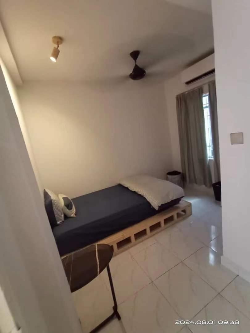 Amberhouse 1 photo 7