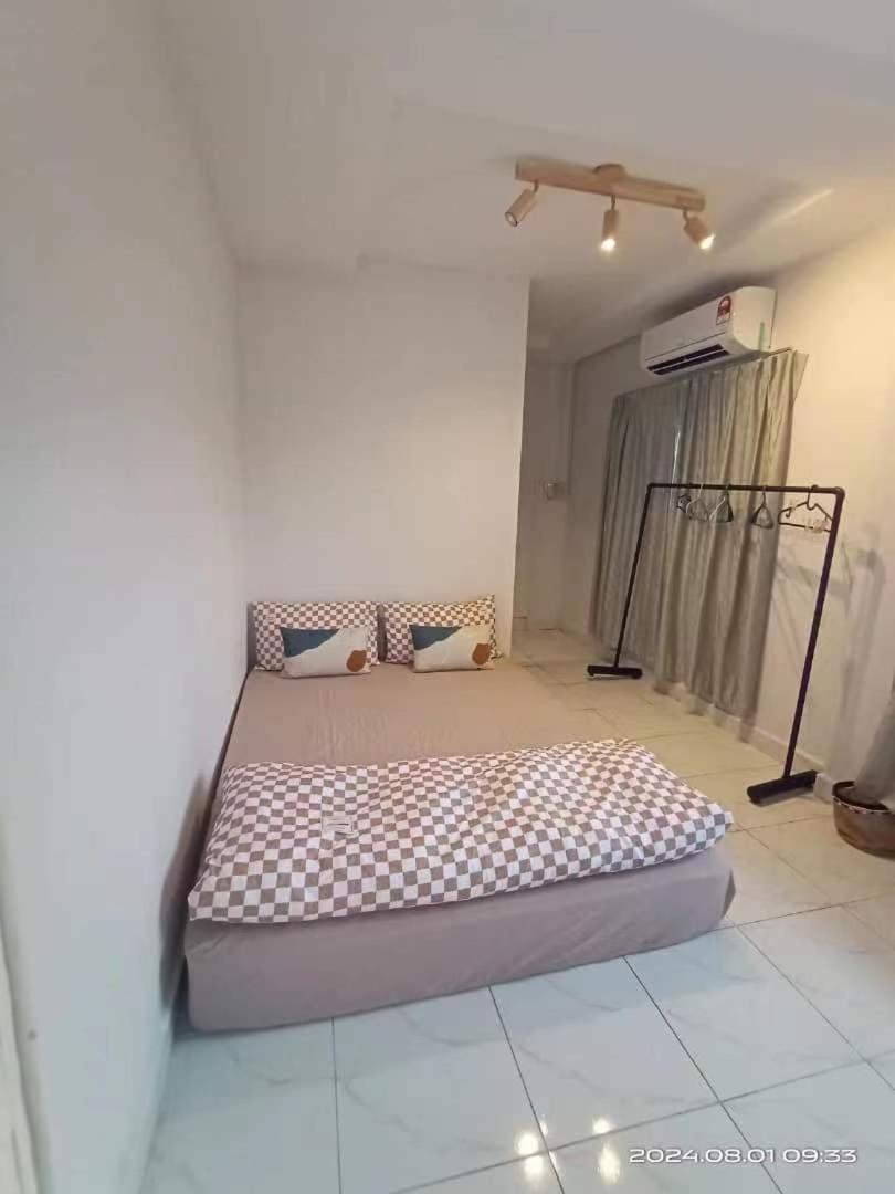 Amberhouse 1 photo 8