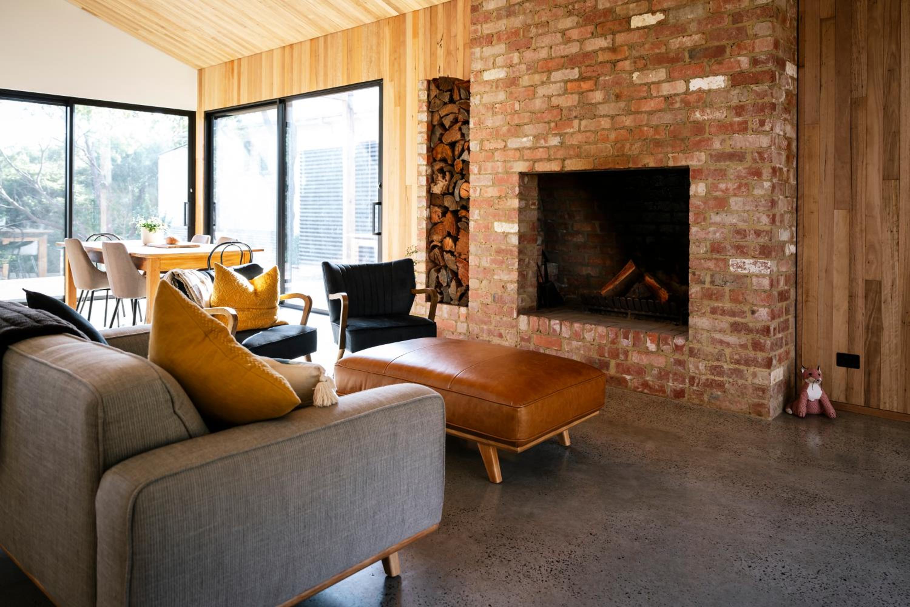 Architectural gem in central Red Hill