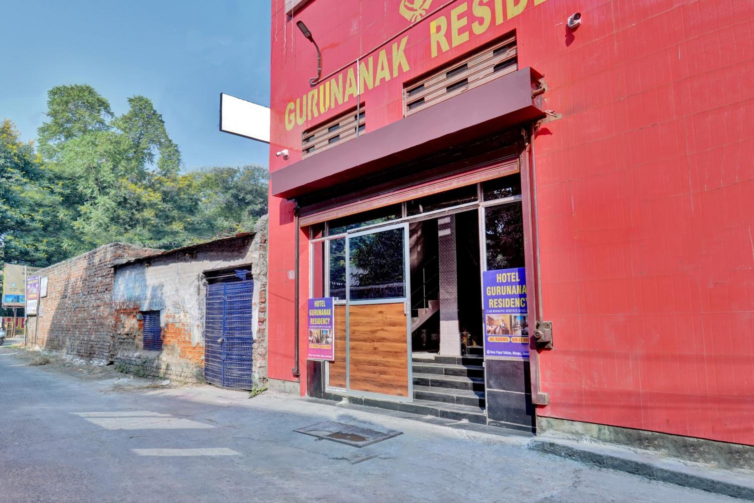 Hotel O by OYO GURU NANAK RESIDENCY view 5