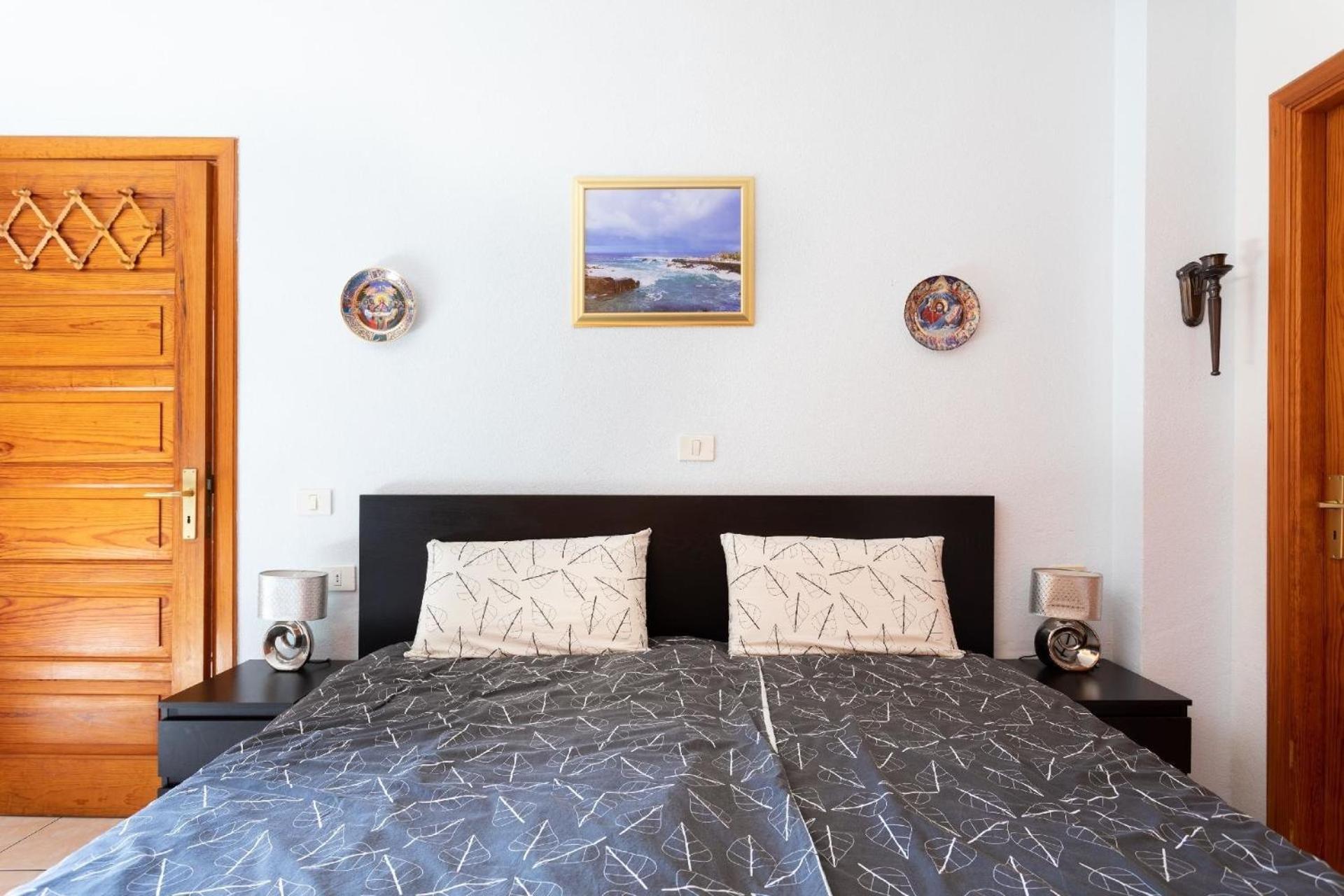 Luxuriöses Apartment mit zwei Balkonen und Meerblick, Langzeitmiete möglich