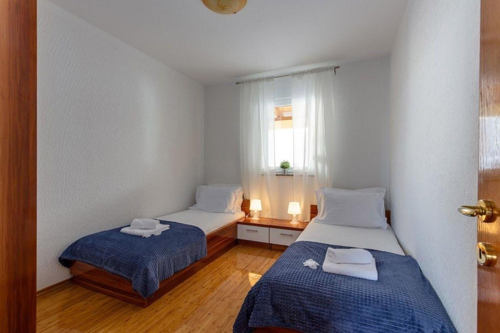 Appartement mit Terrasse und Meerblick - b57209 view 2