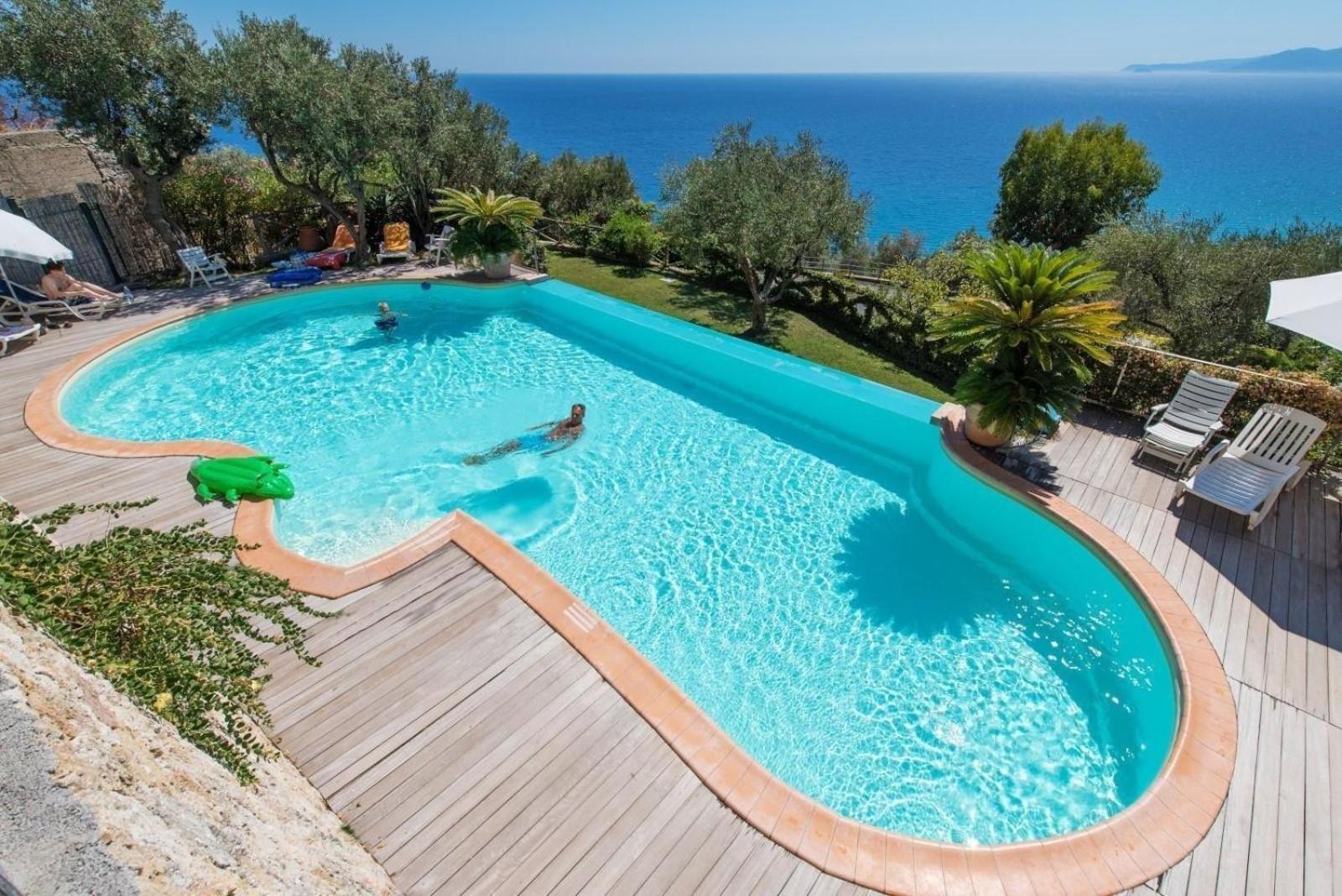 Ferienwohnung in Finale Ligure mit Terrasse, gemeinsamem Pool und Grill photo 3