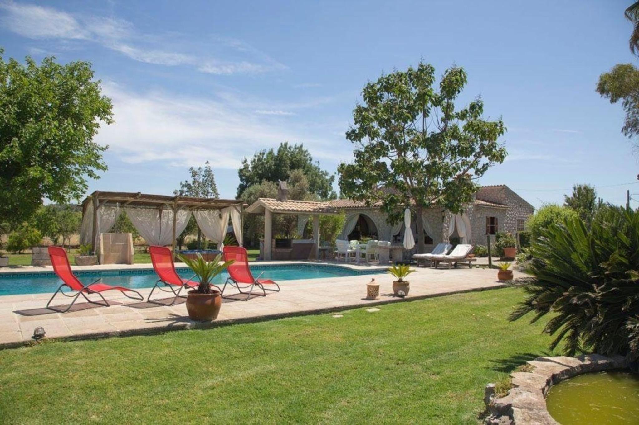 Gemütliches Ferienhaus mit Pool bei Selva
