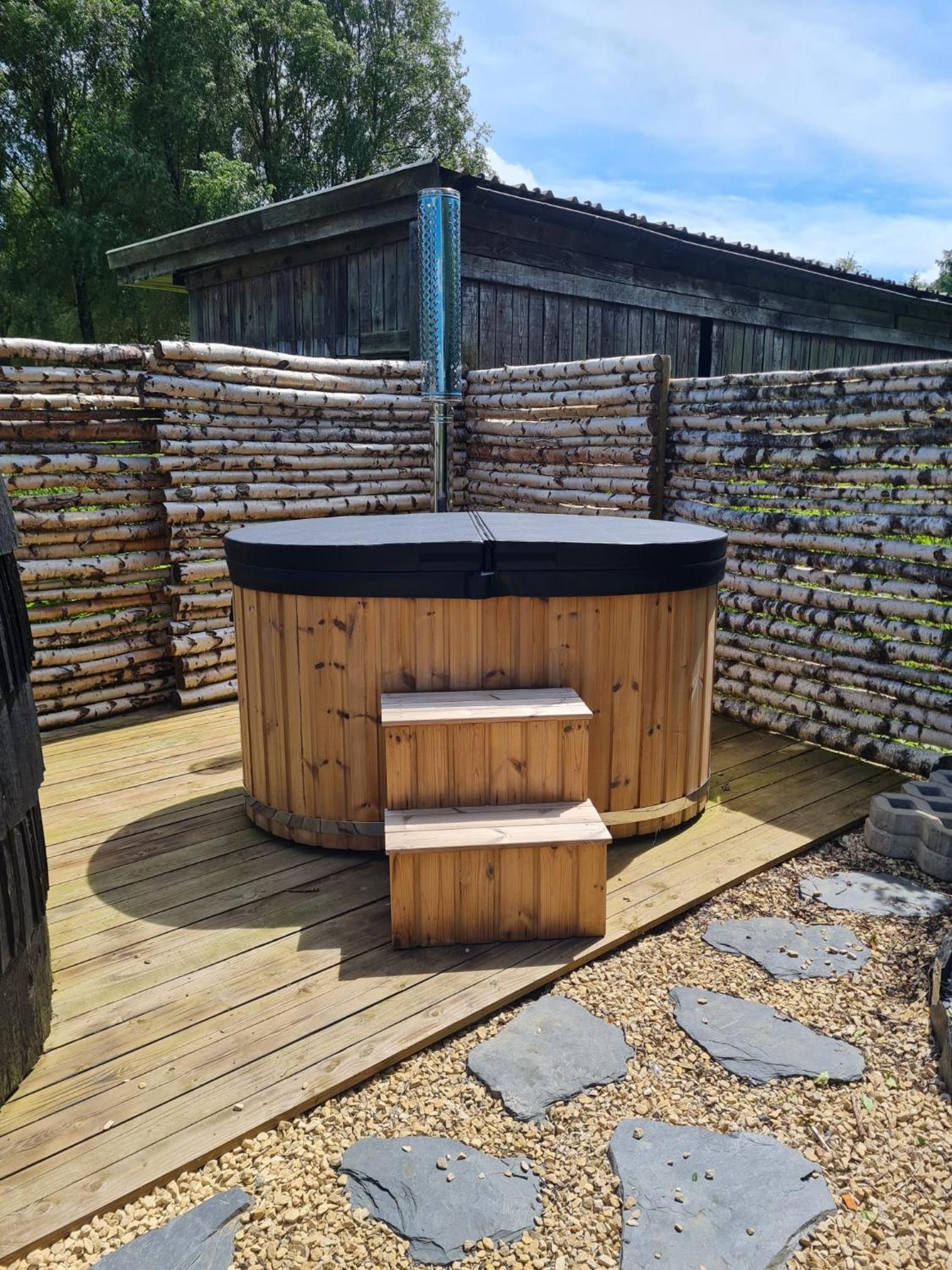 La CABANE LUXUEUSE AVEC JACUZY