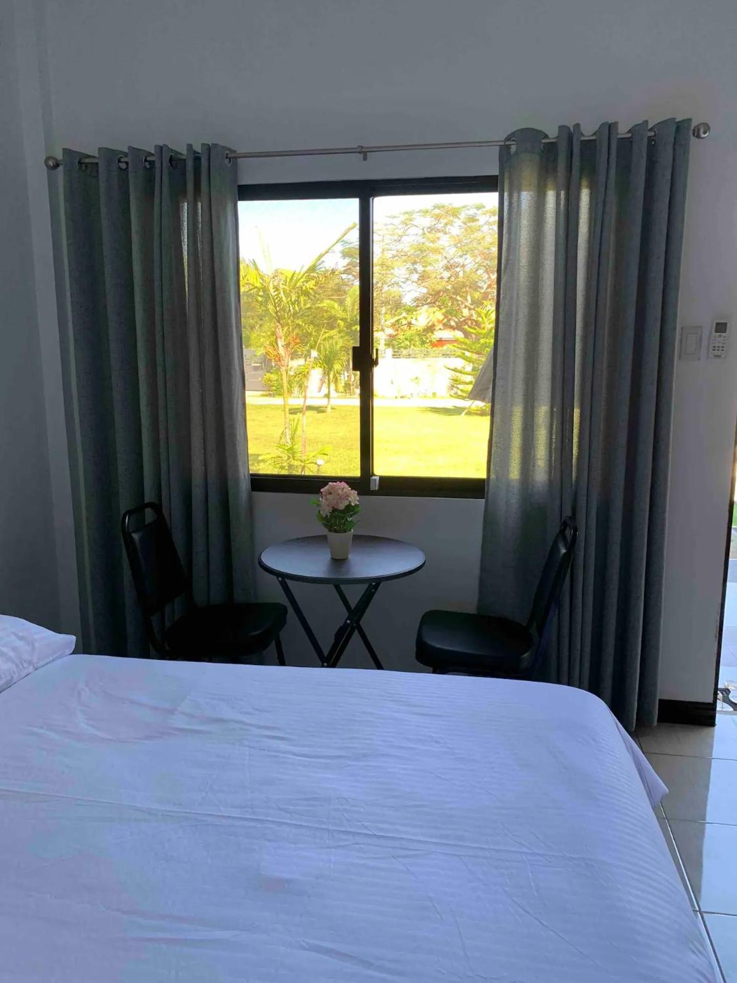 Palmera Guesthouse Panglao view 4