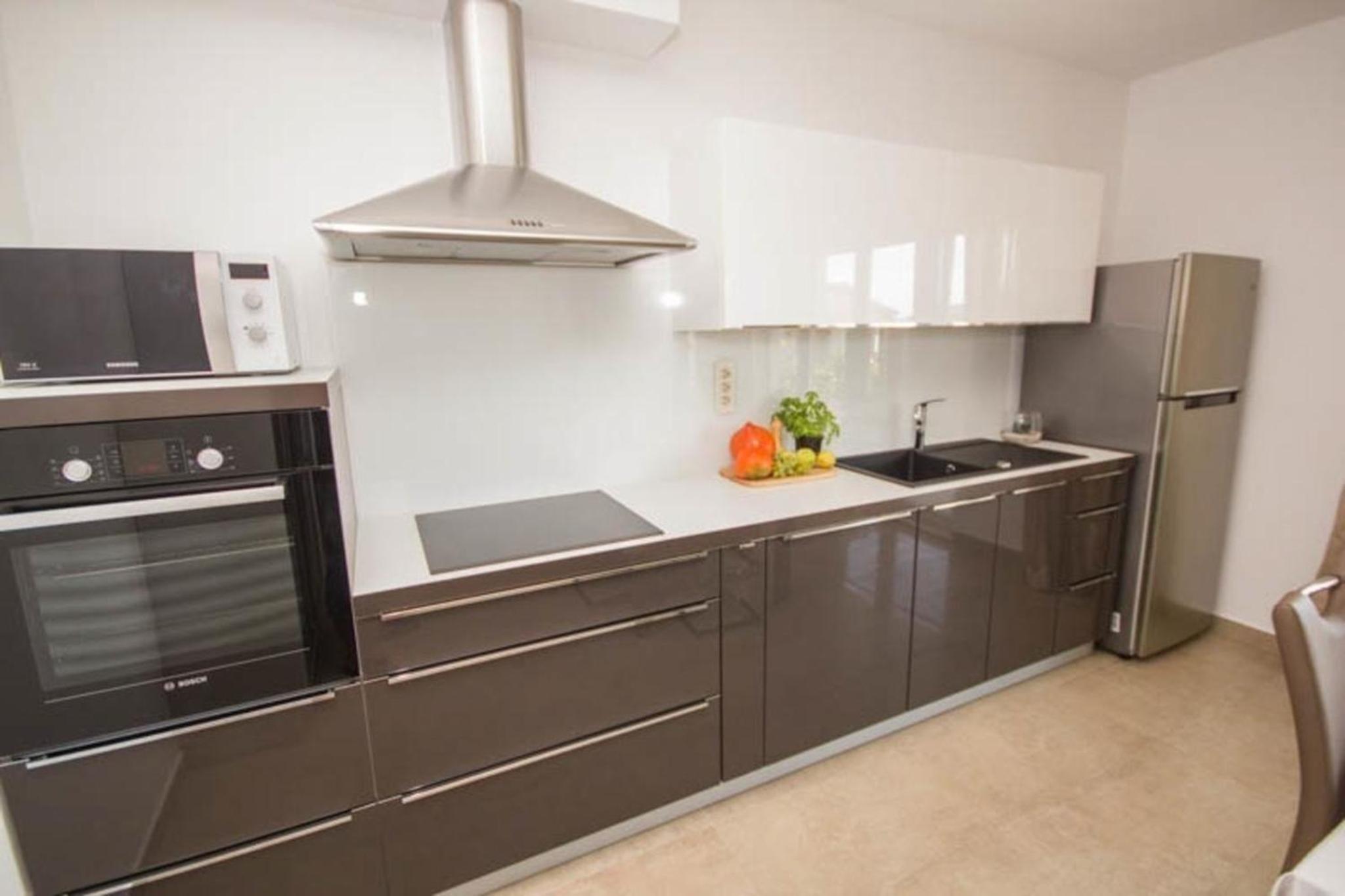 Appartement Mit Großem Balkon