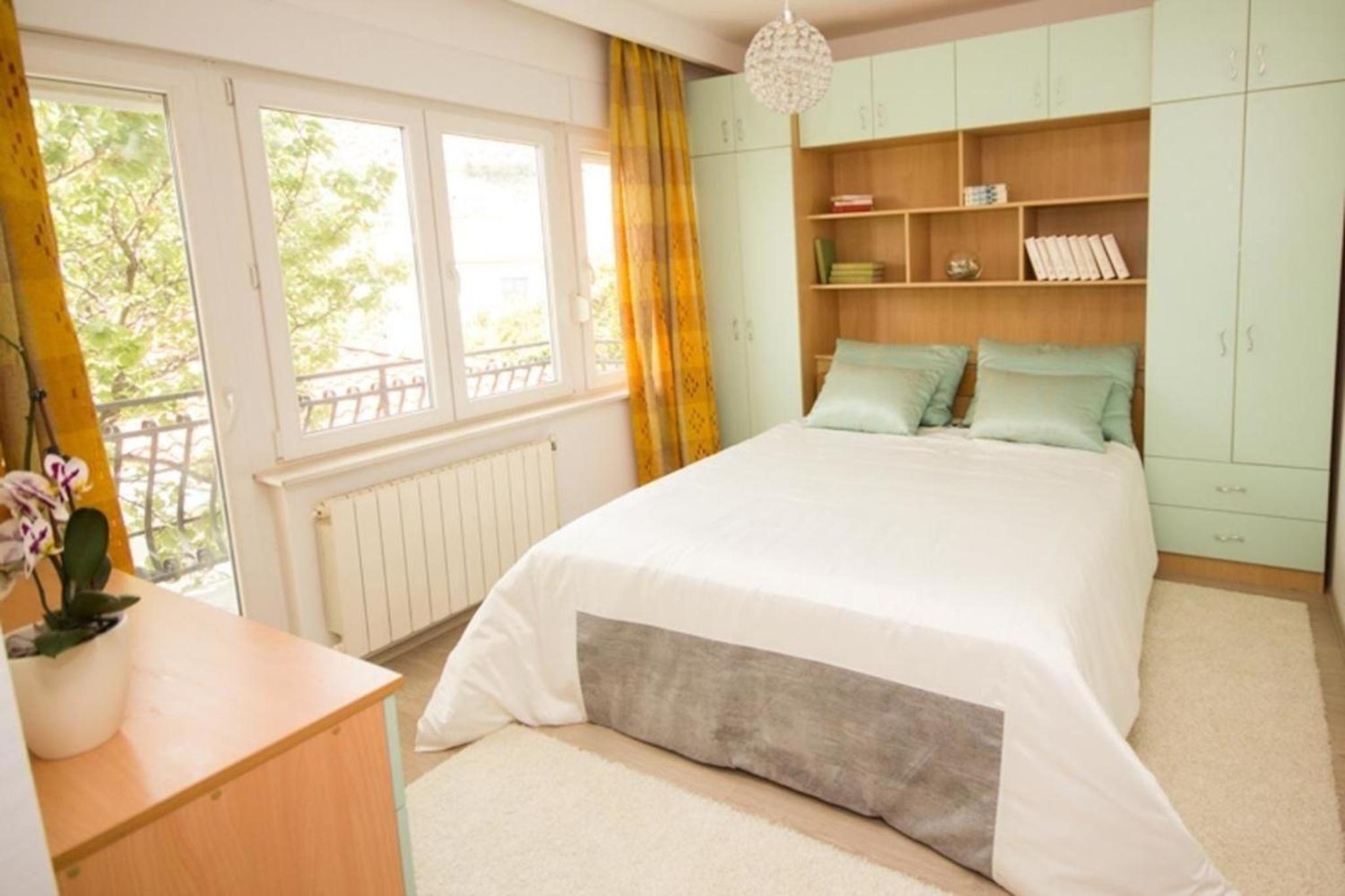 Appartement Mit Großem Balkon