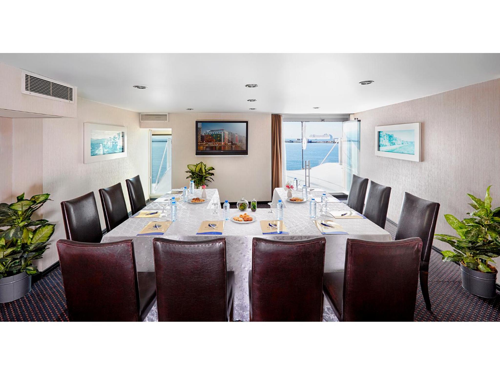 Kordon Hotel Pasaport - Image 10