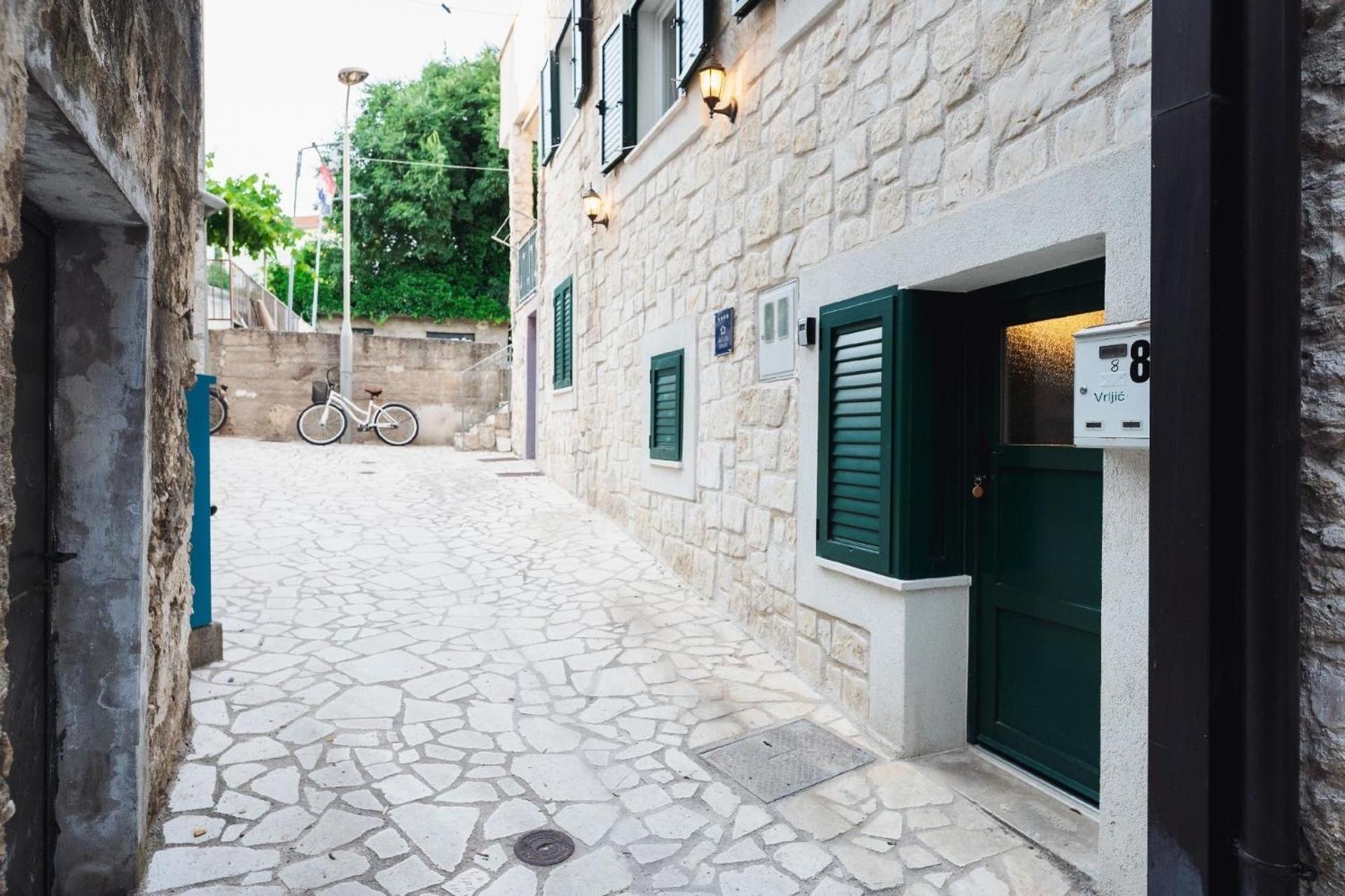 Ferienhaus für 5 Personen 1 Kind ca 156 qm in Zaton bei Sibenik, Dalmatien Norddalmatien