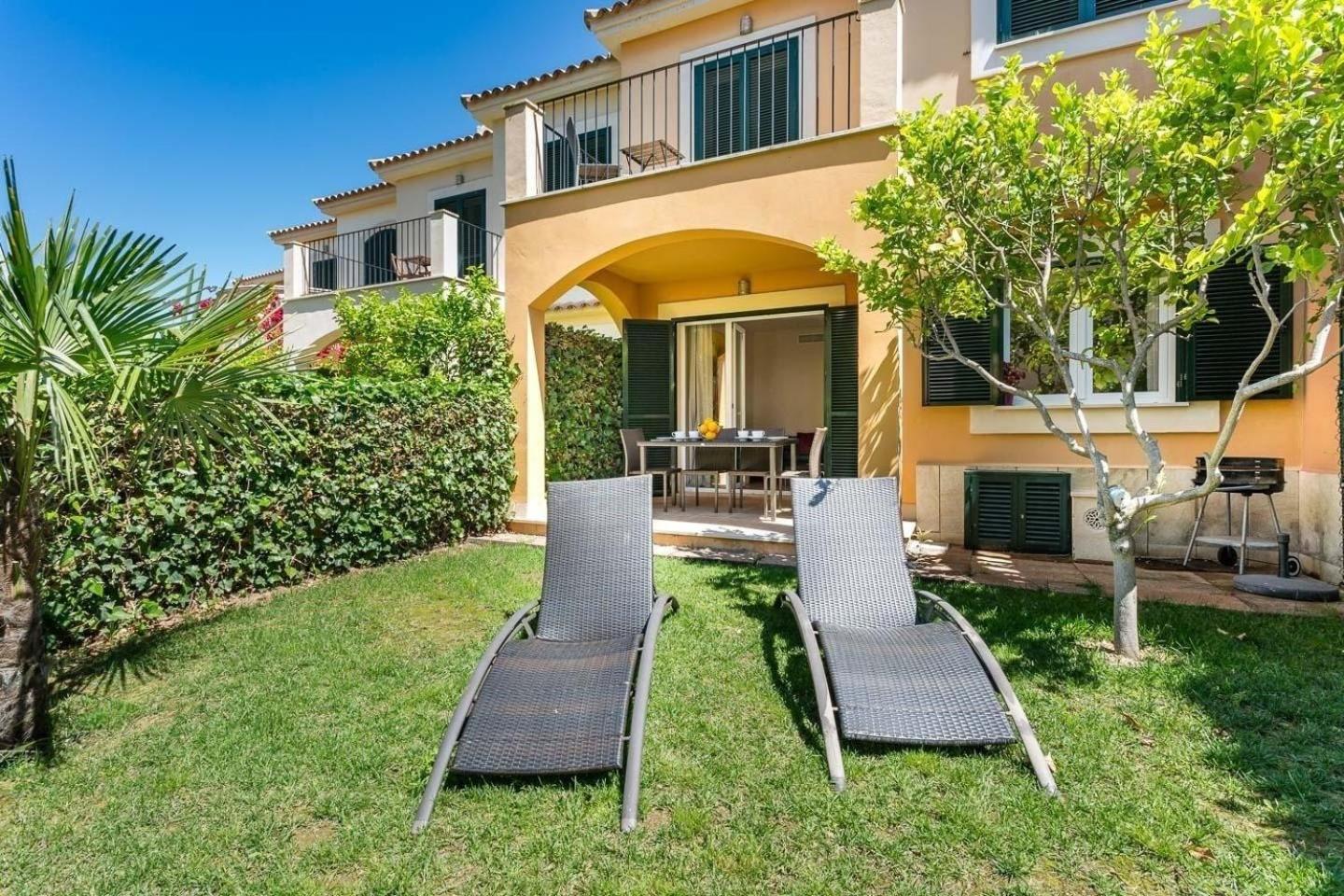 Strandnahes Ferienhaus mit Terrasse photo 5
