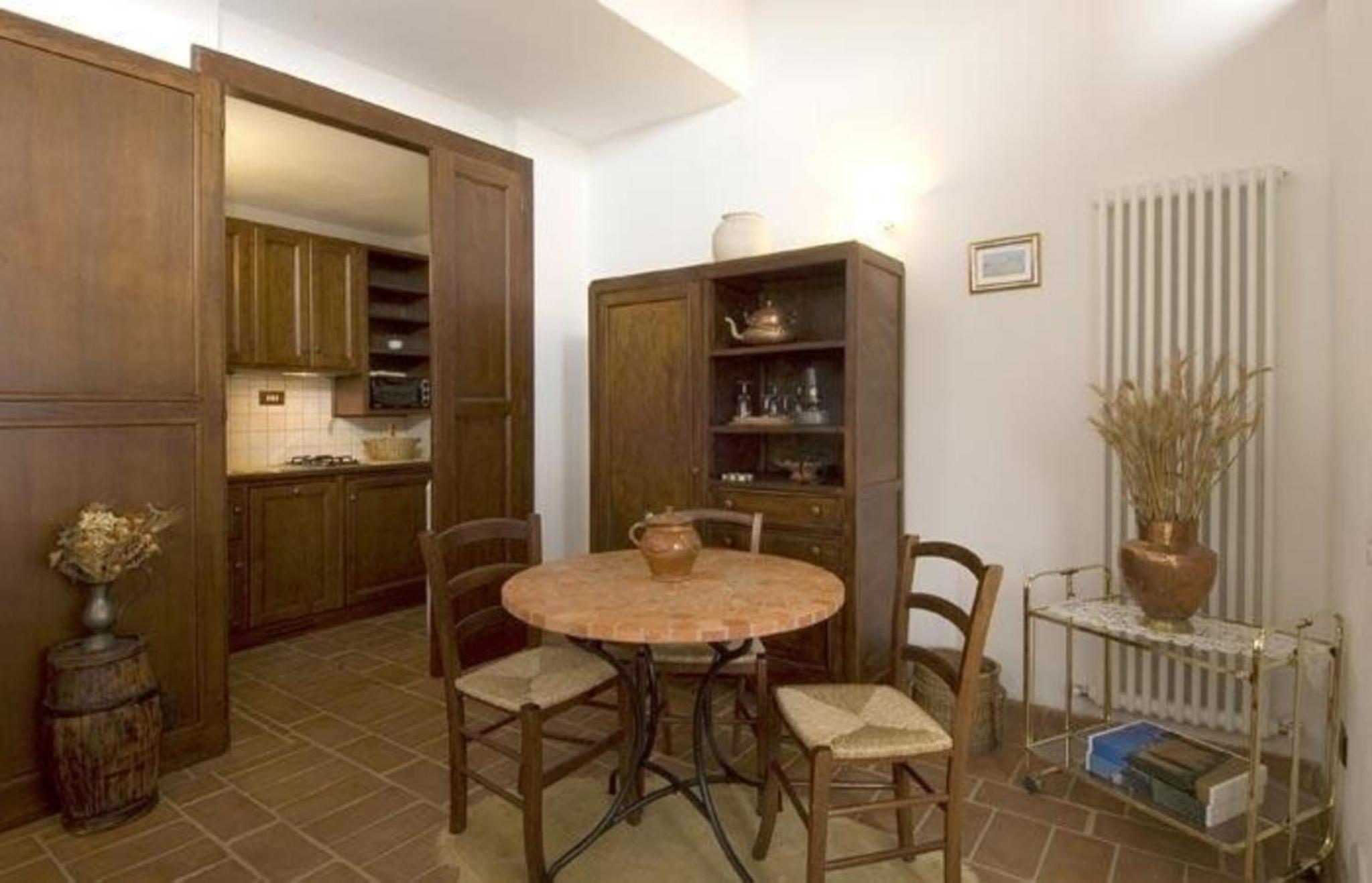 Appartement in Asciano mit Garten und Grill