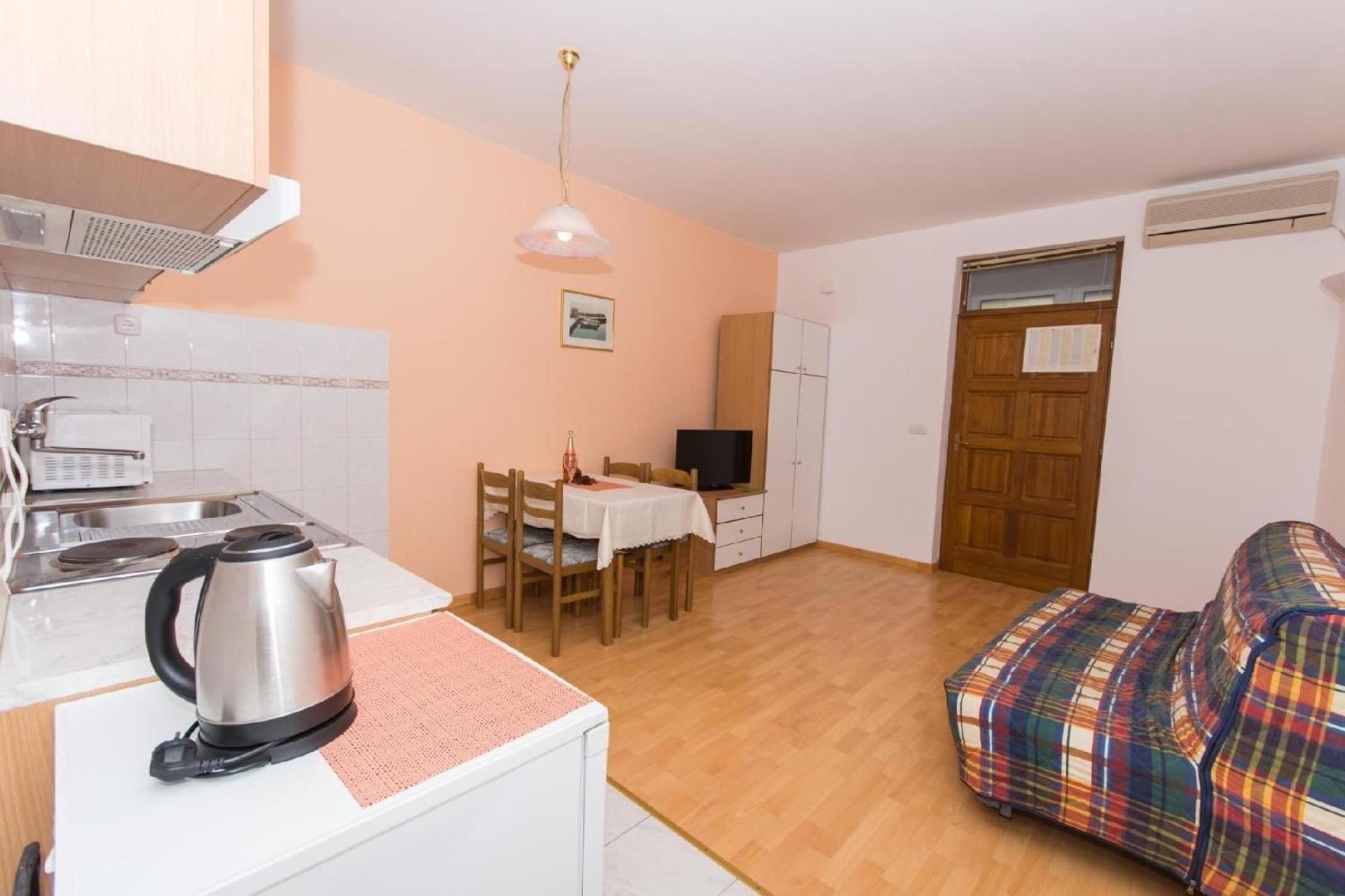 Apartment Mastelić 2