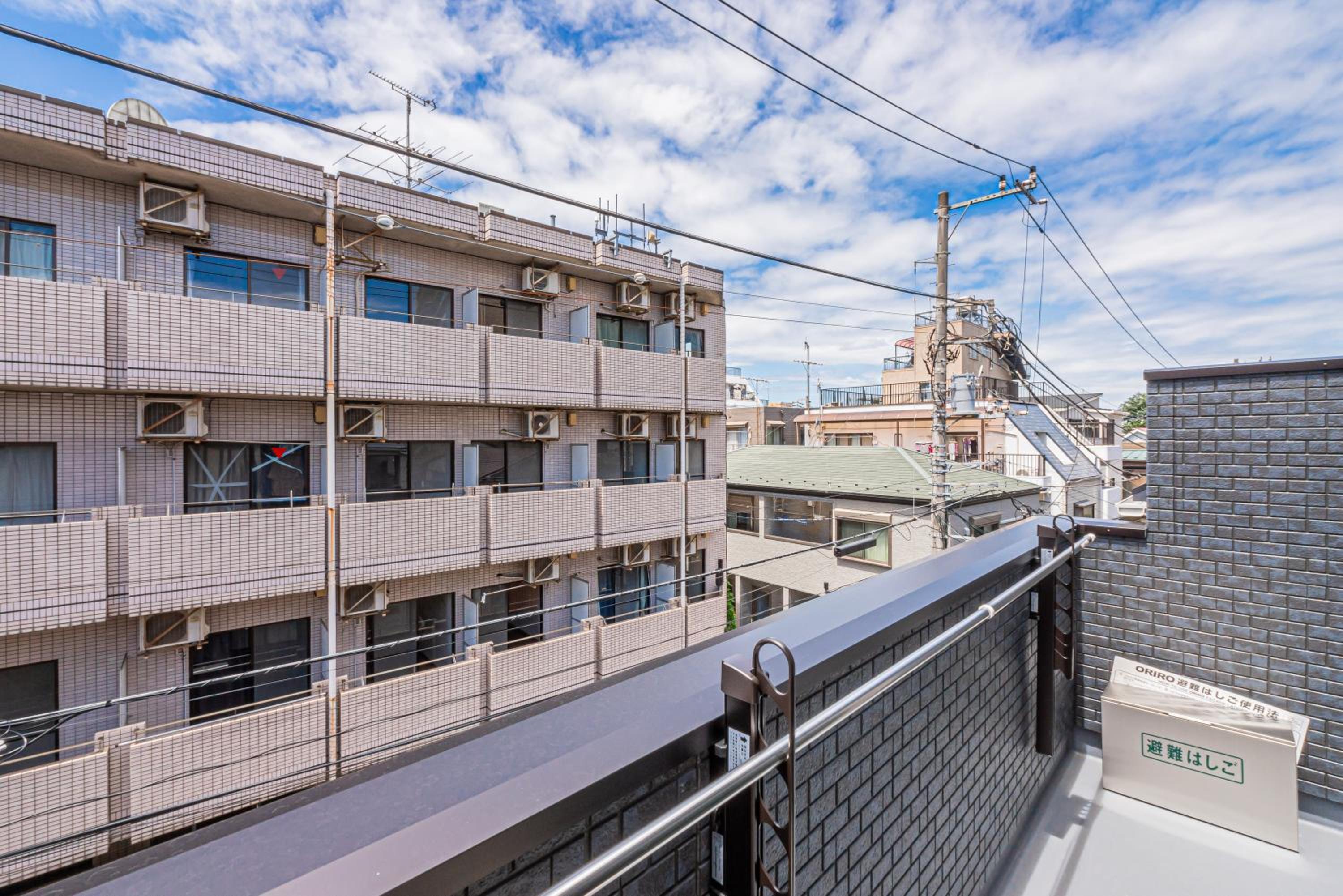 New Cozy APT Located on the Japanese Local shopping street 2F 3F