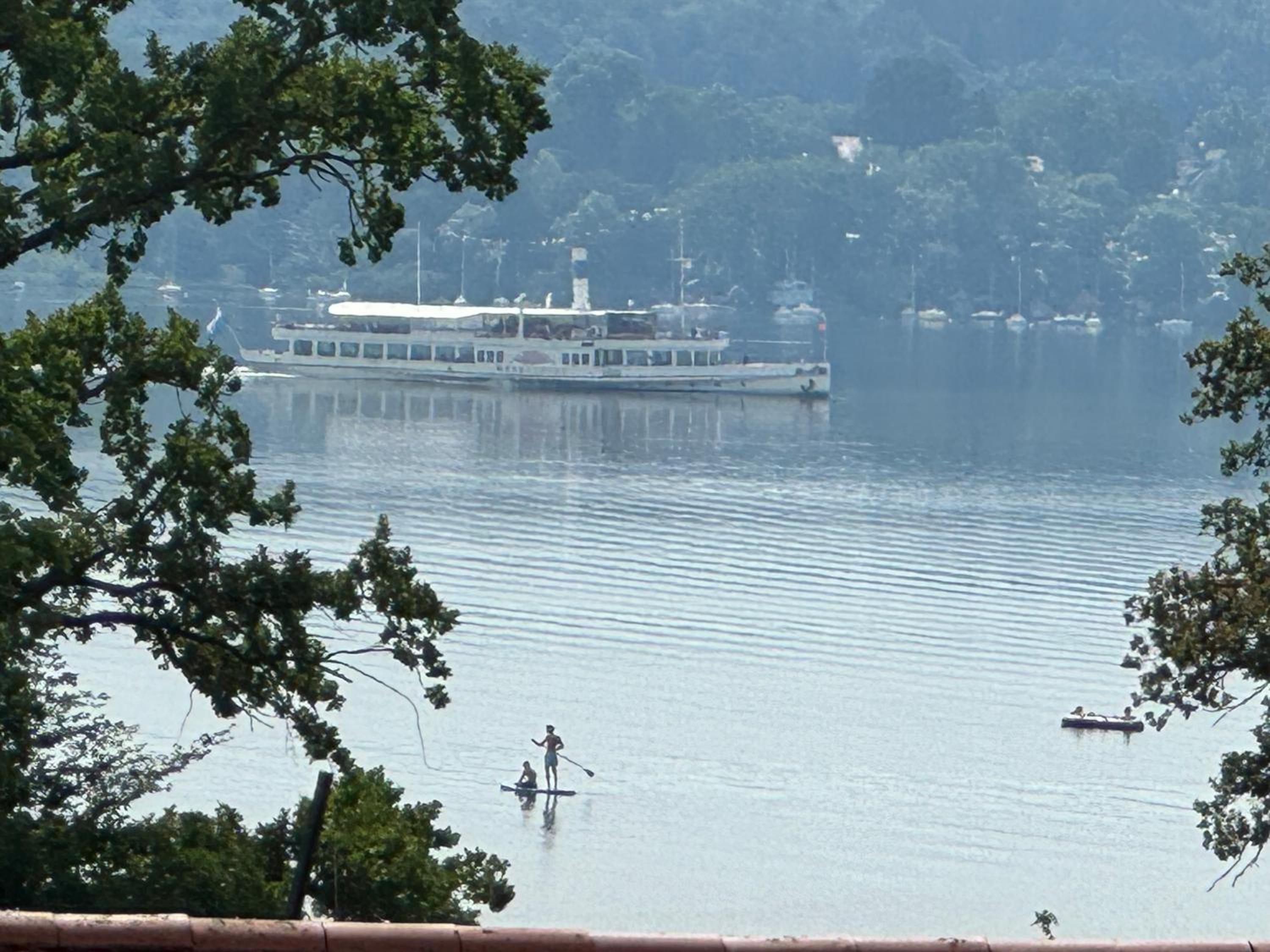 ღLIBORIA I Stylische Villa direkt am See