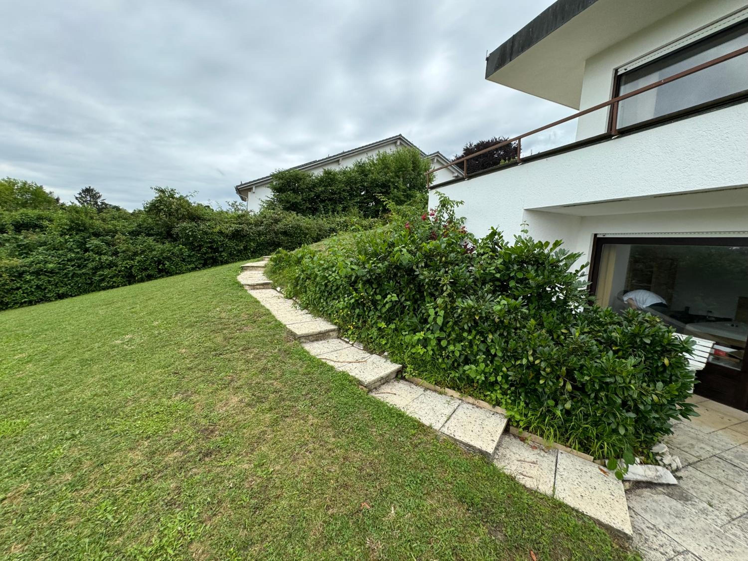 ღLIBORIA I Stylische Villa direkt am See