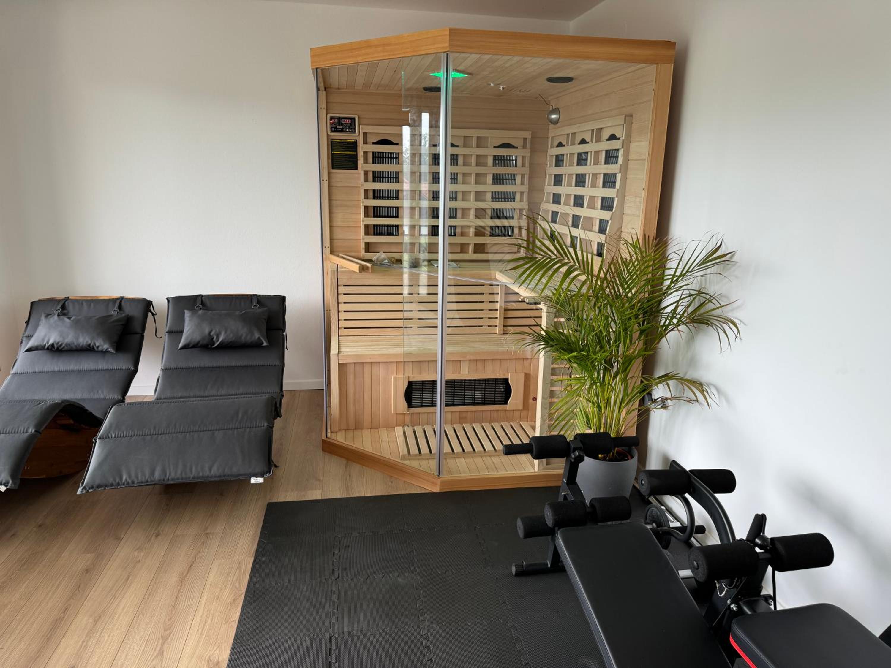 ღLIBORIA I Stylische Villa direkt am See