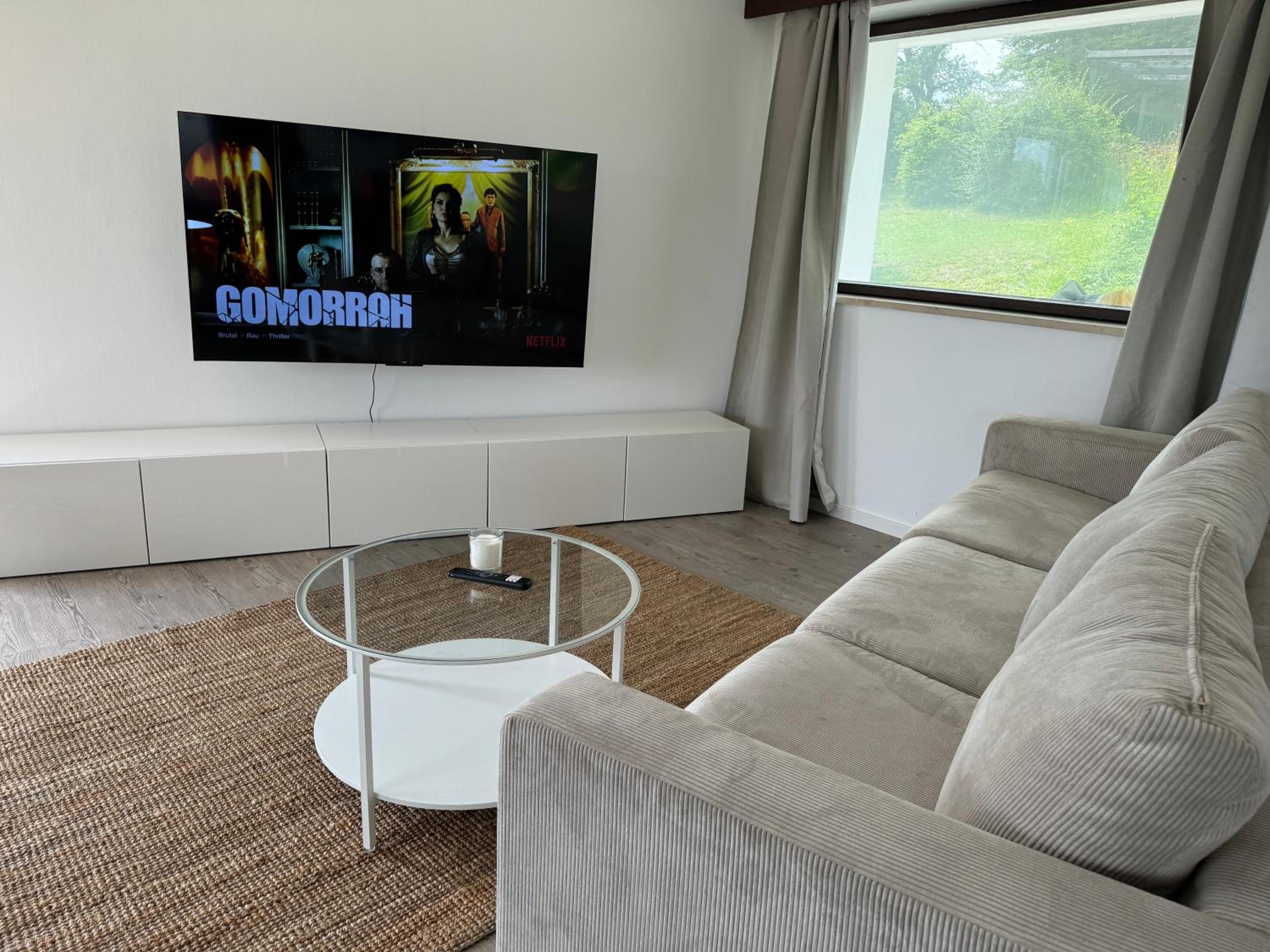 ღLIBORIA I Stylische Villa direkt am See