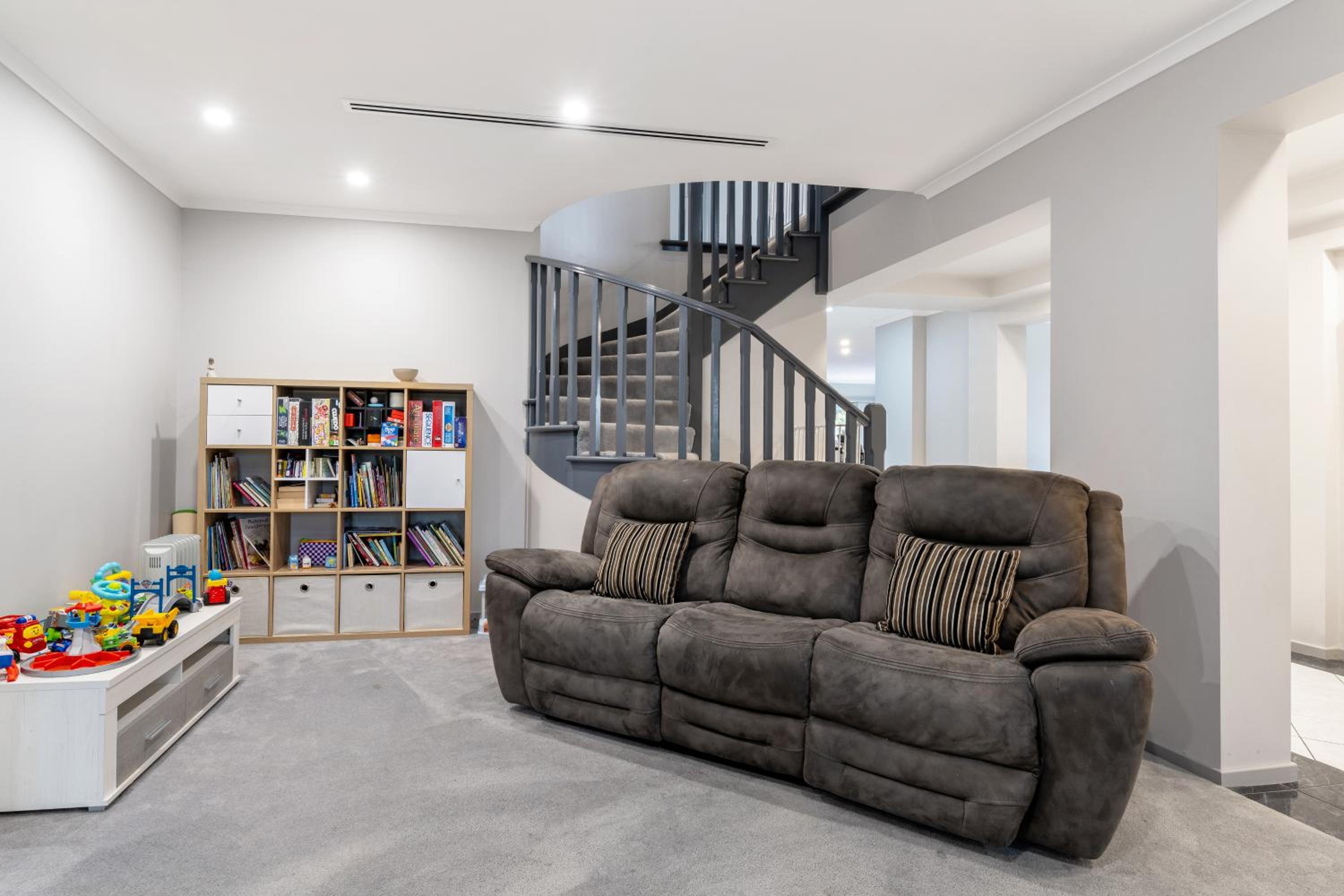 Kings Hill Retreat - Family Oasis with Heated Pool
